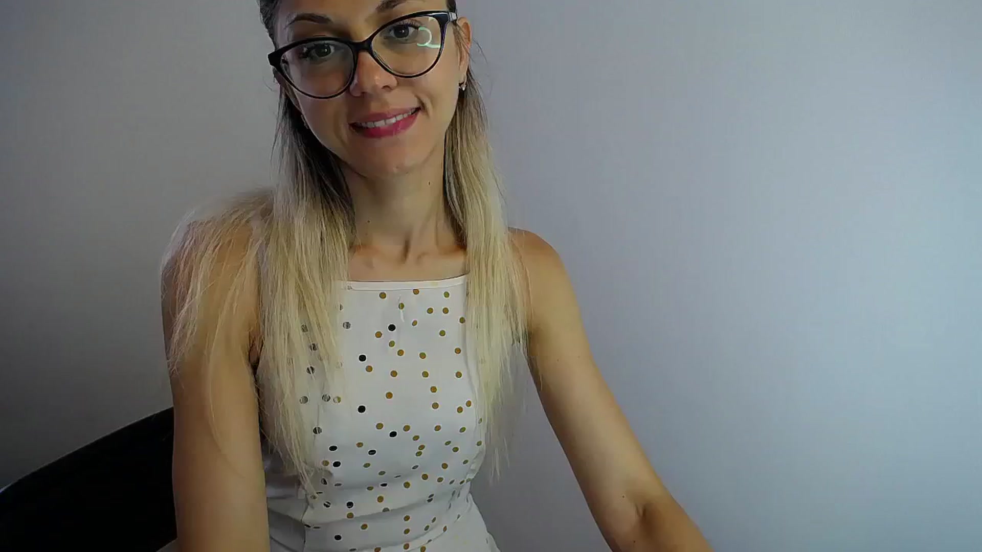 Gallery image thumbnail from Sunshine_alis's myfreecams stream on, 08/01/2024, 14:01 image 17 of 20