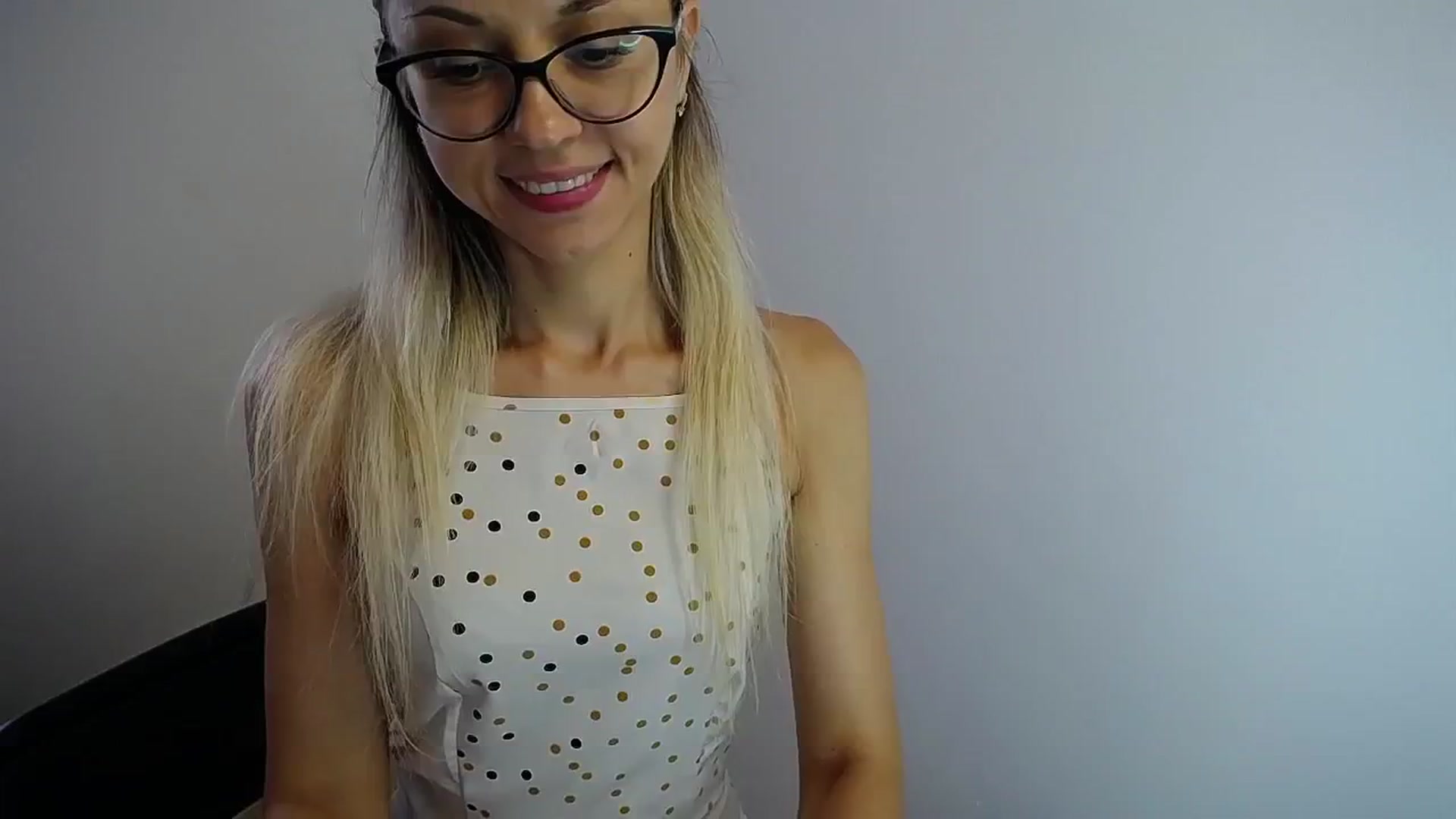 Gallery image thumbnail from Sunshine_alis's myfreecams stream on, 08/01/2024, 14:01 image 16 of 20