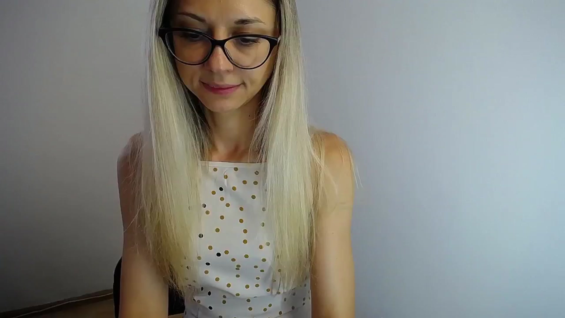 Gallery image thumbnail from Sunshine_alis's myfreecams stream on, 08/01/2024, 15:34 image 8 of 20