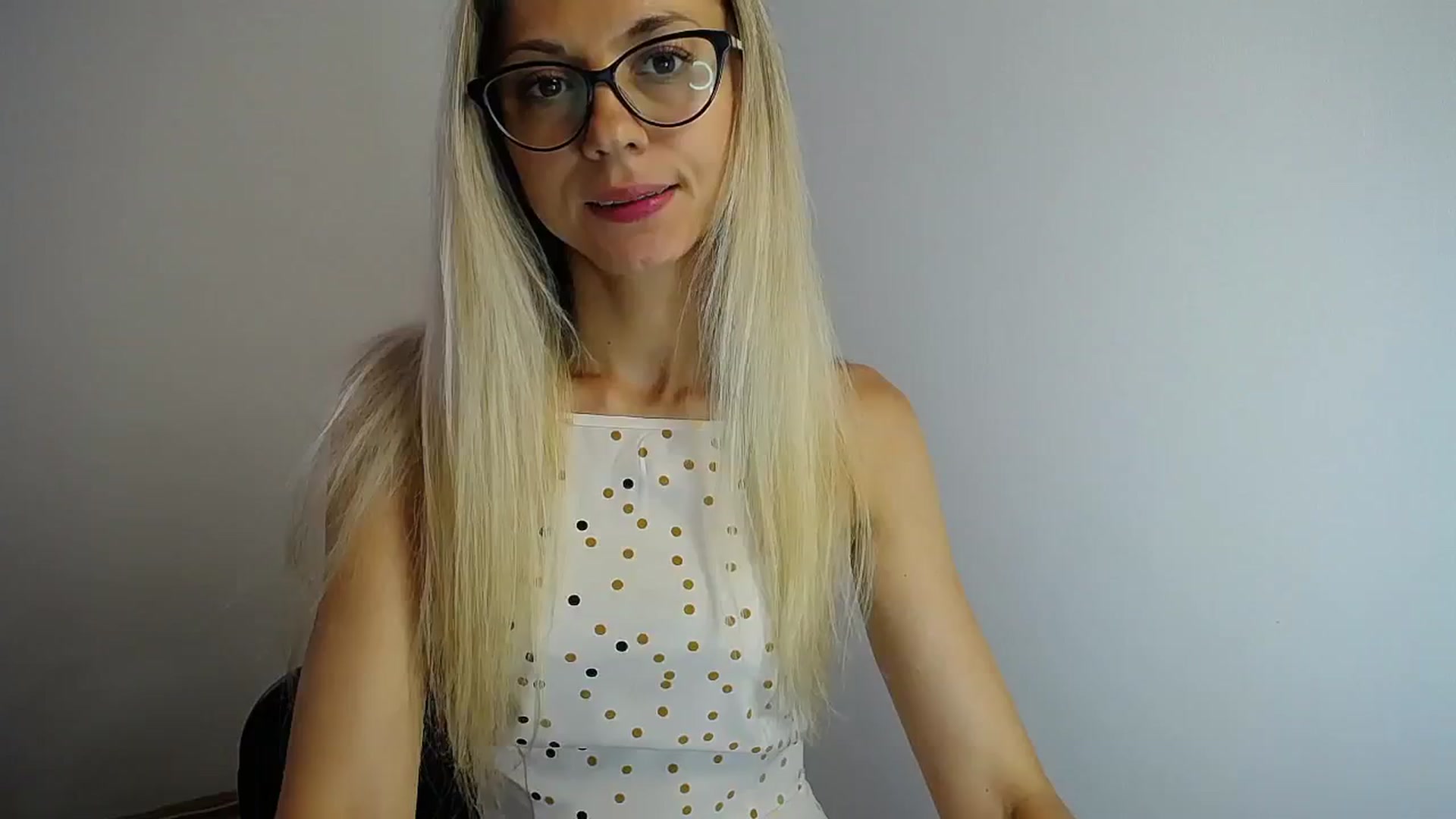 Gallery image thumbnail from Sunshine_alis's myfreecams stream on, 08/01/2024, 16:44 image 2 of 20