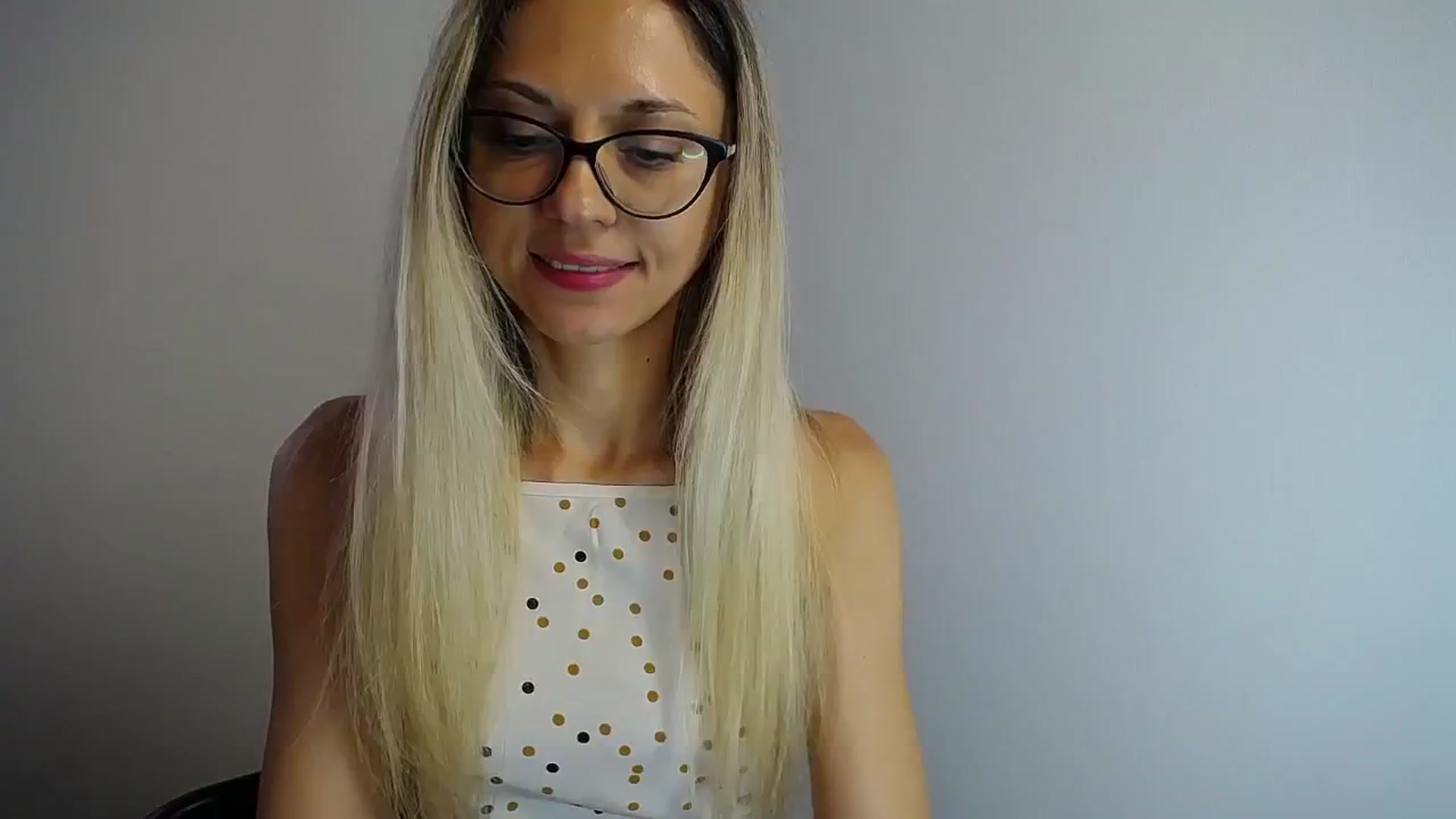 Gallery image thumbnail from Sunshine_alis's myfreecams stream on, 08/01/2024, 16:44 image 12 of 20