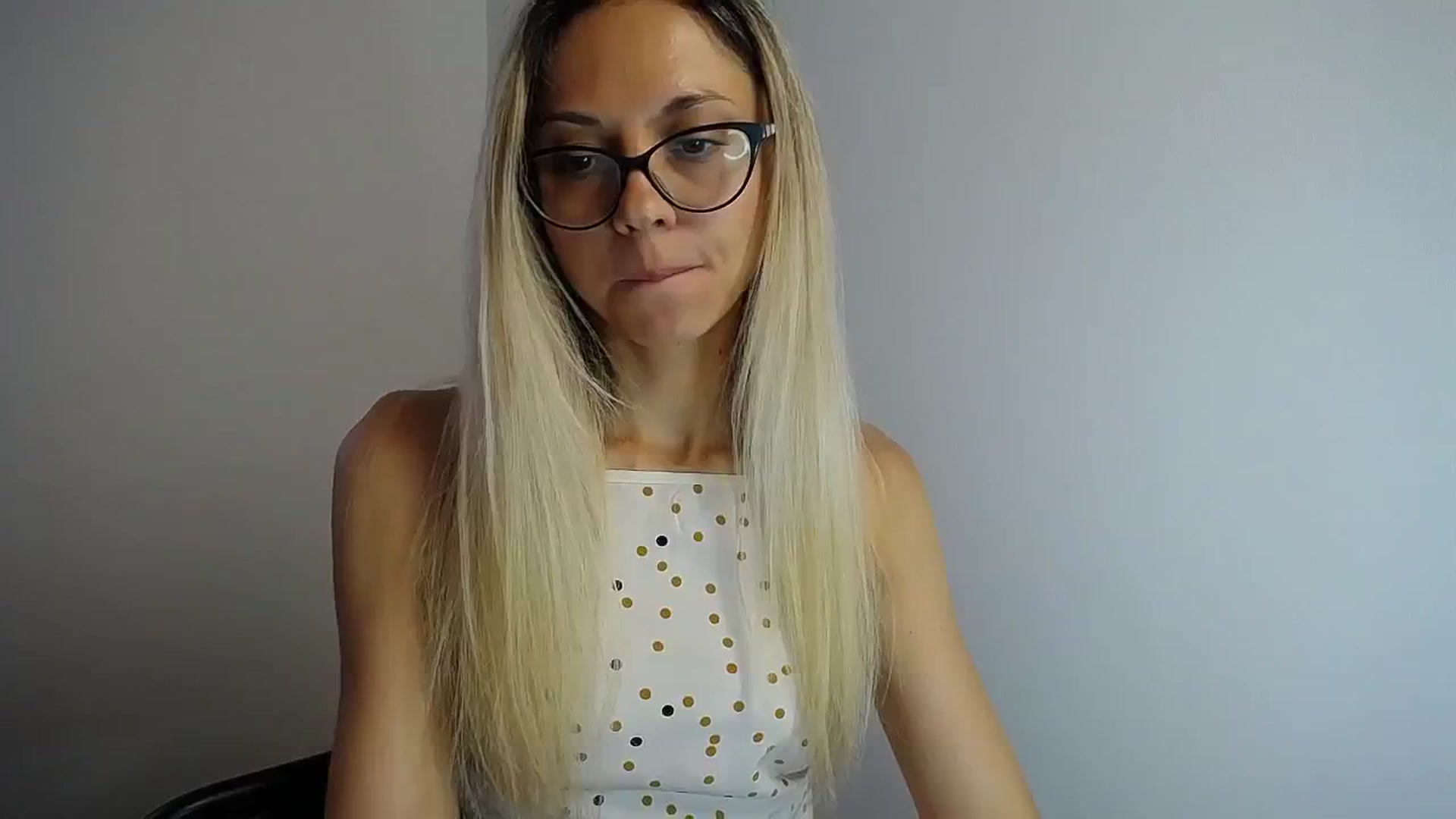 Gallery image thumbnail from Sunshine_alis's myfreecams stream on, 08/01/2024, 16:44 image 14 of 20