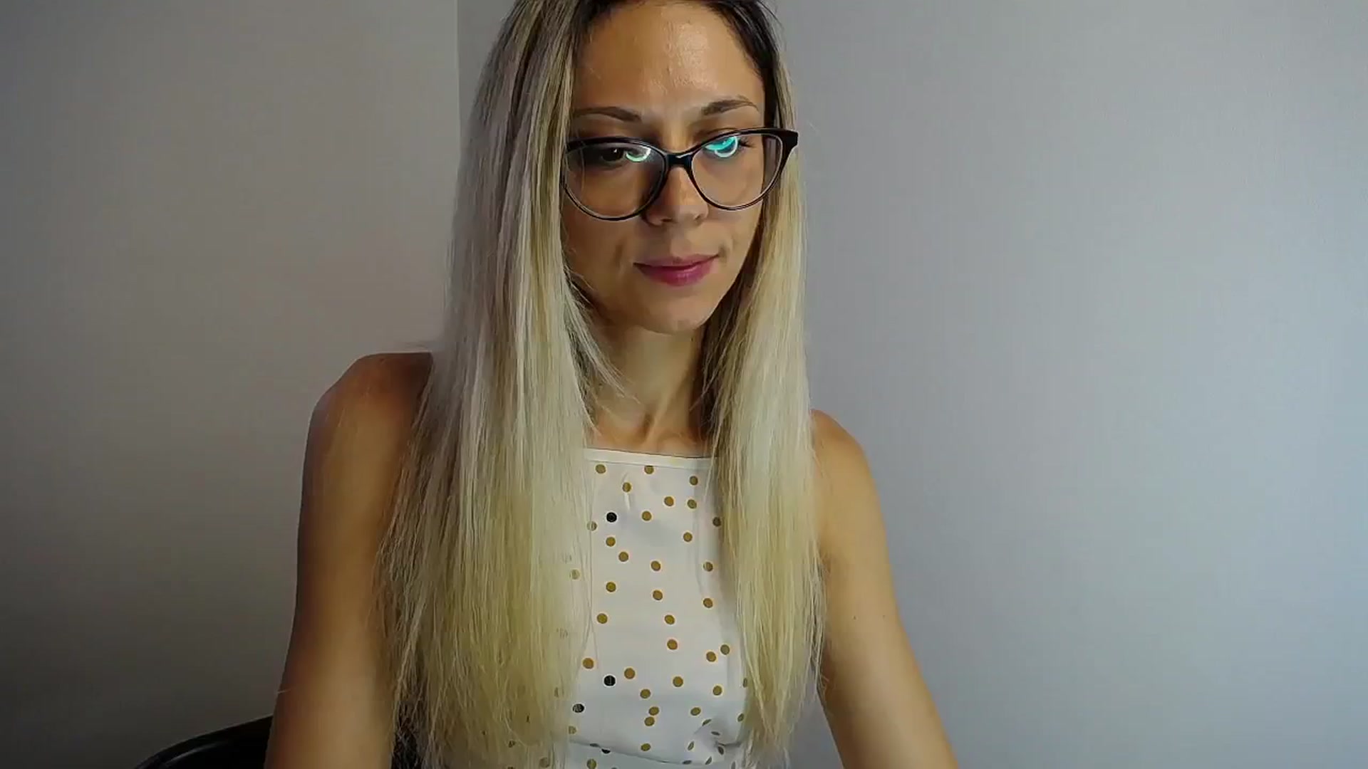 Gallery image thumbnail from Sunshine_alis's myfreecams stream on, 08/01/2024, 16:44 image 13 of 20