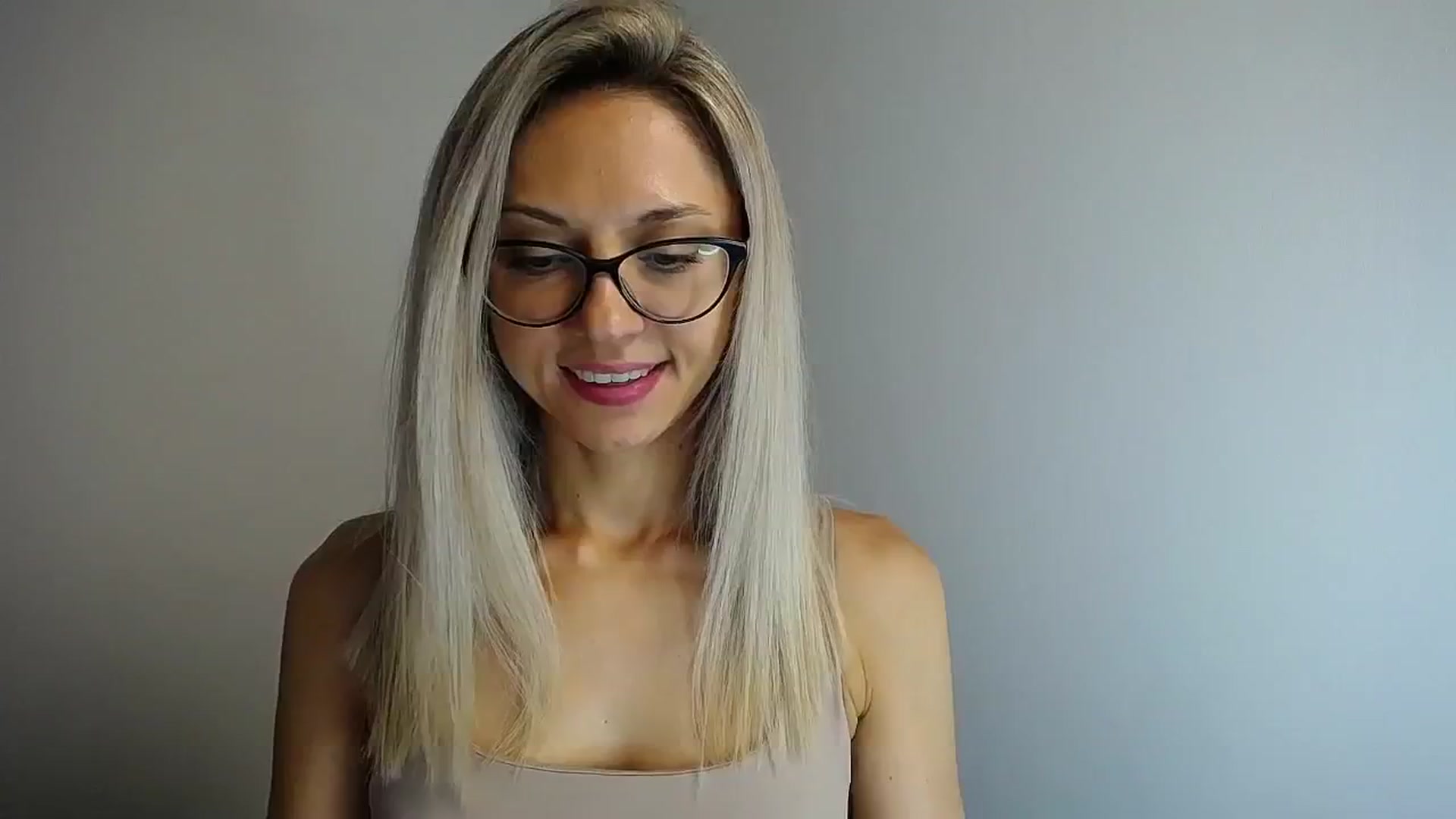 Gallery image thumbnail from Sunshine_alis's myfreecams stream on, 08/02/2024, 17:58 image 17 of 20