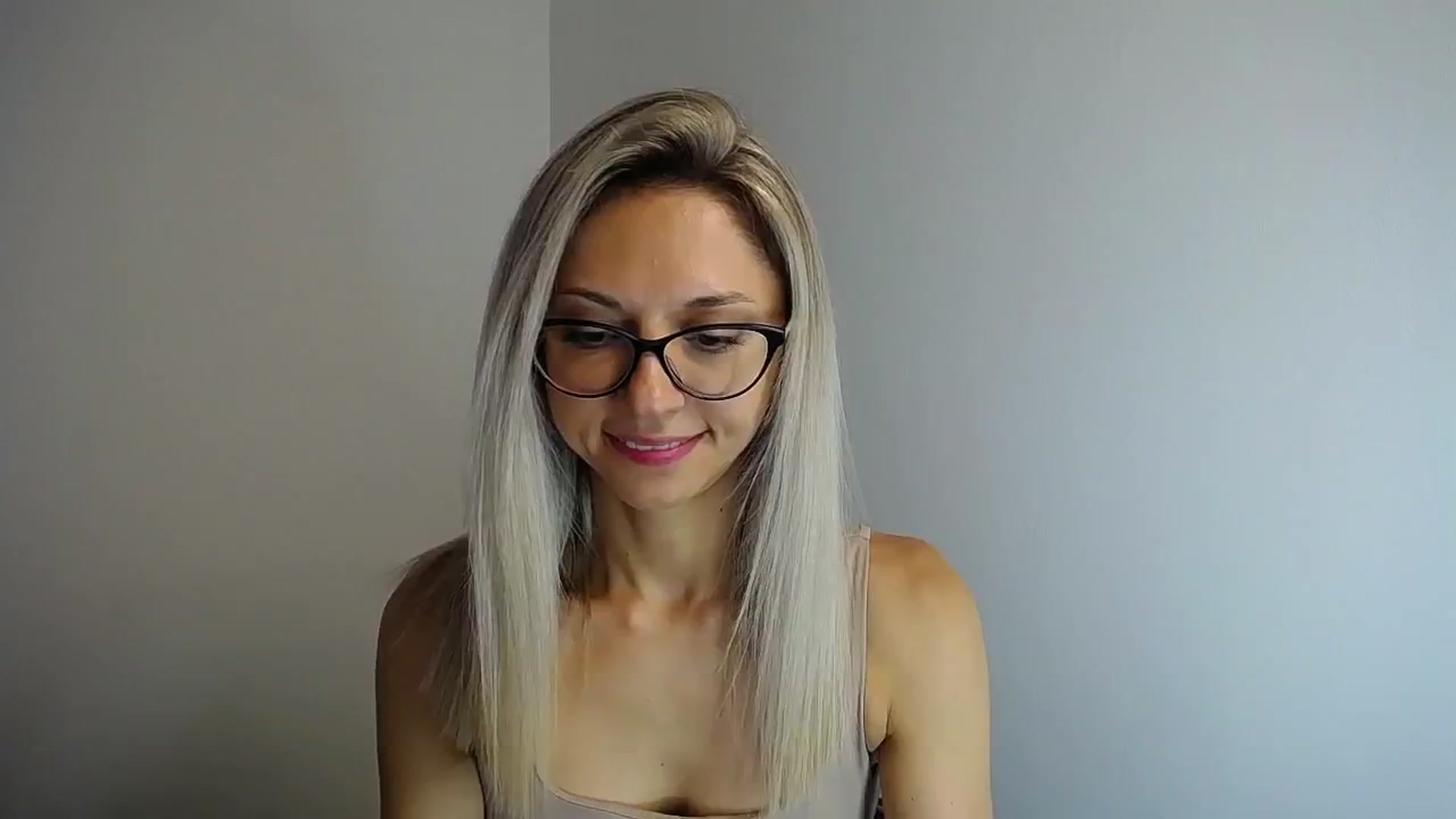 Gallery image thumbnail from Sunshine_alis's myfreecams stream on, 08/02/2024, 17:58 image 4 of 20