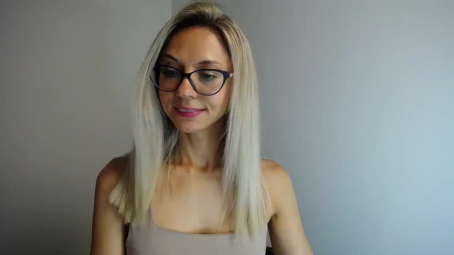 Gallery image thumbnail from Sunshine_alis's myfreecams stream on, 08/02/2024, 17:58 image 19 of 20