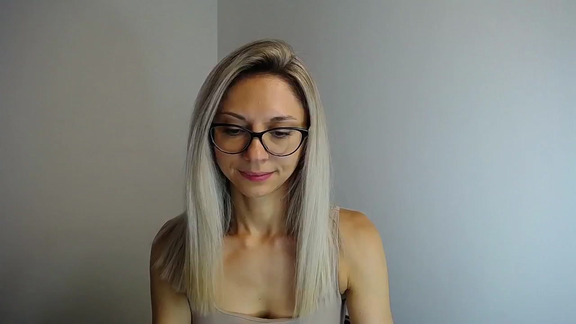 Gallery image thumbnail from Sunshine_alis's myfreecams stream on, 08/02/2024, 17:58 image 8 of 20