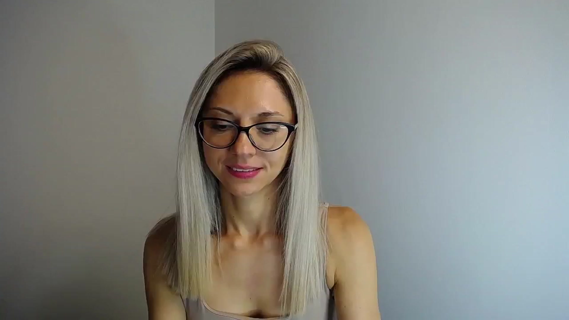 Gallery image thumbnail from Sunshine_alis's myfreecams stream on, 08/02/2024, 17:58 image 10 of 20