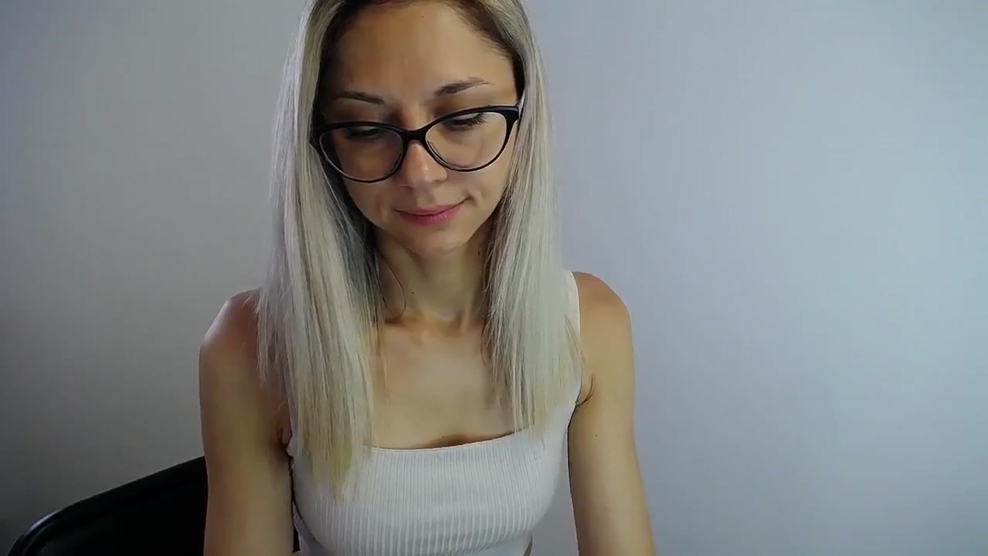 Gallery image thumbnail from Sunshine_alis's myfreecams stream on, 08/03/2024, 13:45 image 7 of 20