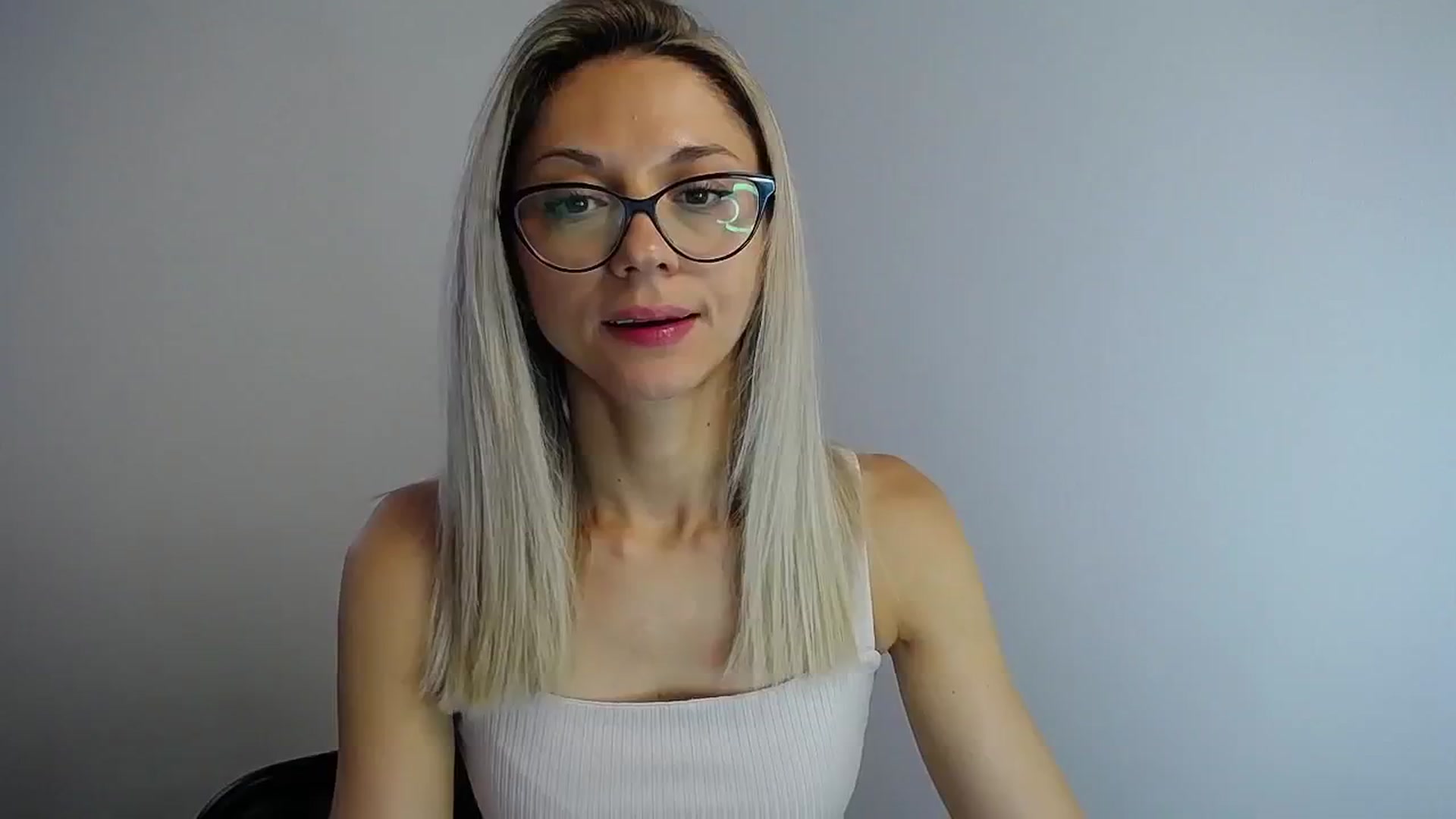 Gallery image thumbnail from Sunshine_alis's myfreecams stream on, 08/03/2024, 16:19 image 6 of 20