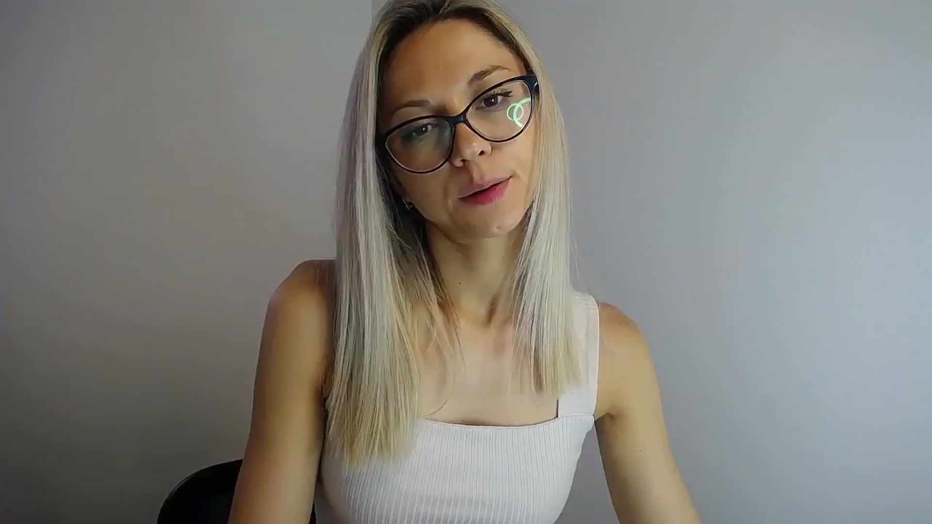 Gallery image thumbnail from Sunshine_alis's myfreecams stream on, 08/03/2024, 16:19 image 18 of 20