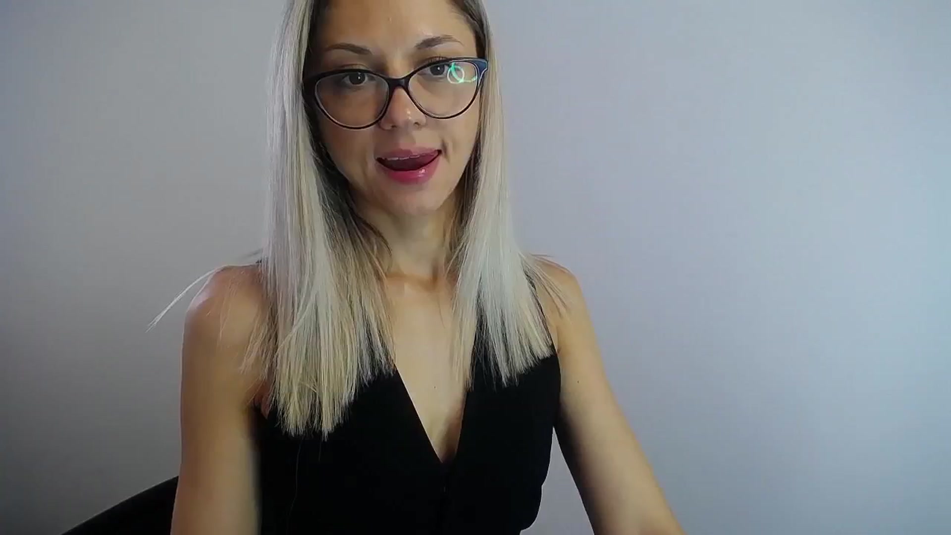 Gallery image thumbnail from Sunshine_alis's myfreecams stream on, 08/04/2024, 13:19 image 10 of 20