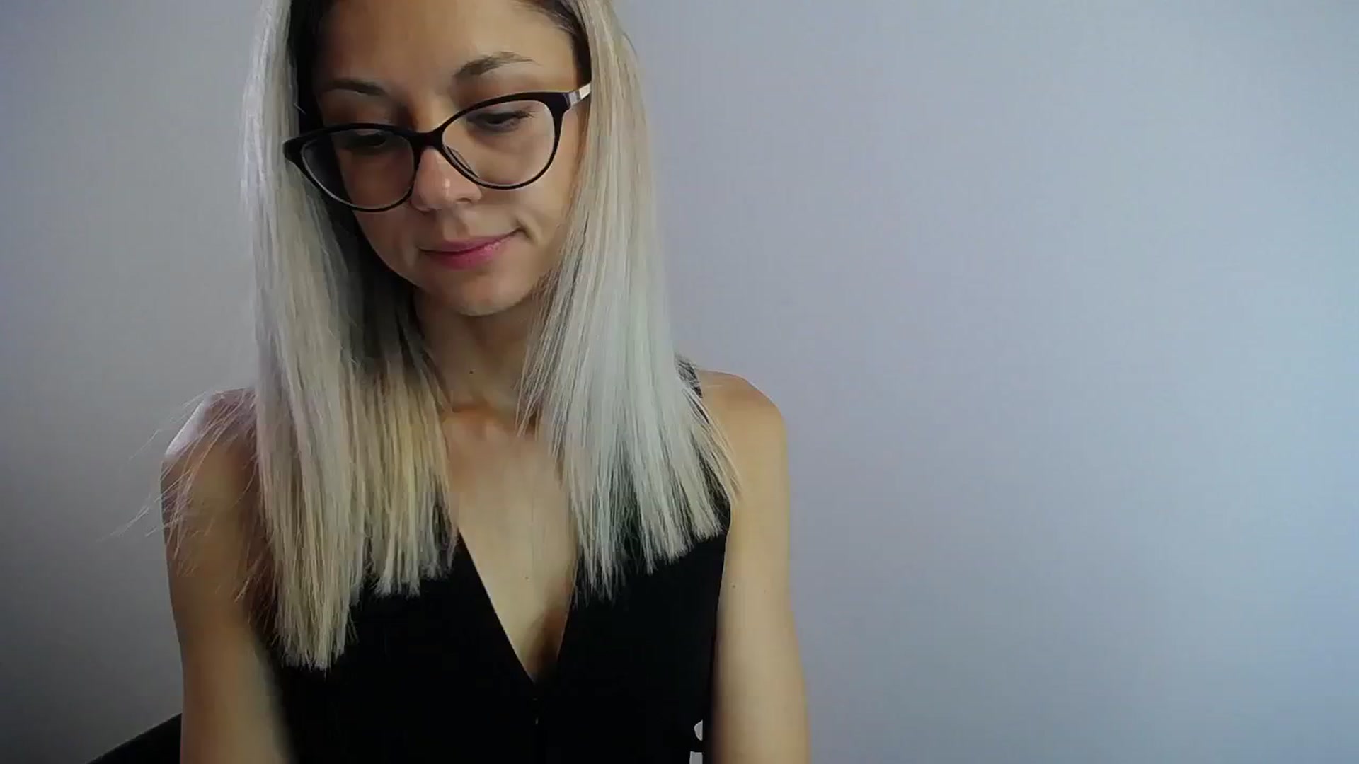 Gallery image thumbnail from Sunshine_alis's myfreecams stream on, 08/04/2024, 13:19 image 17 of 20