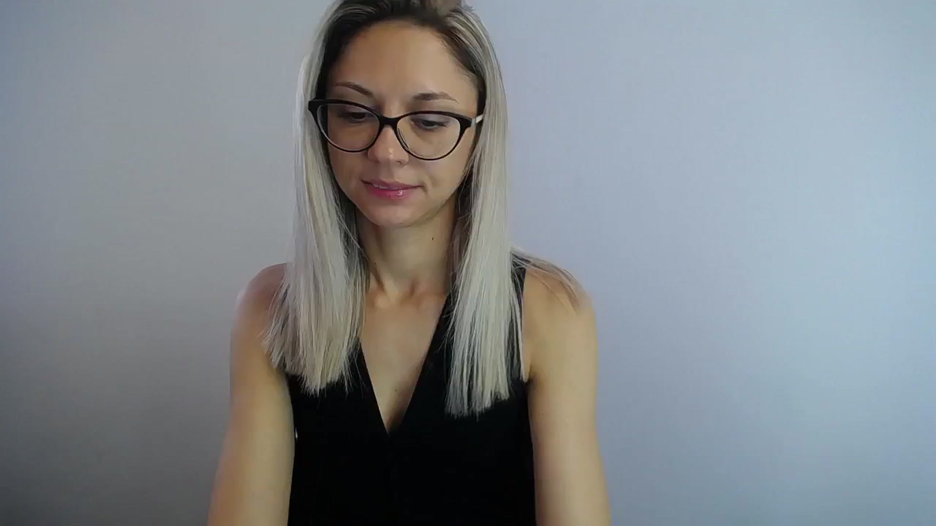 Gallery image thumbnail from Sunshine_alis's myfreecams stream on, 08/04/2024, 13:19 image 3 of 20