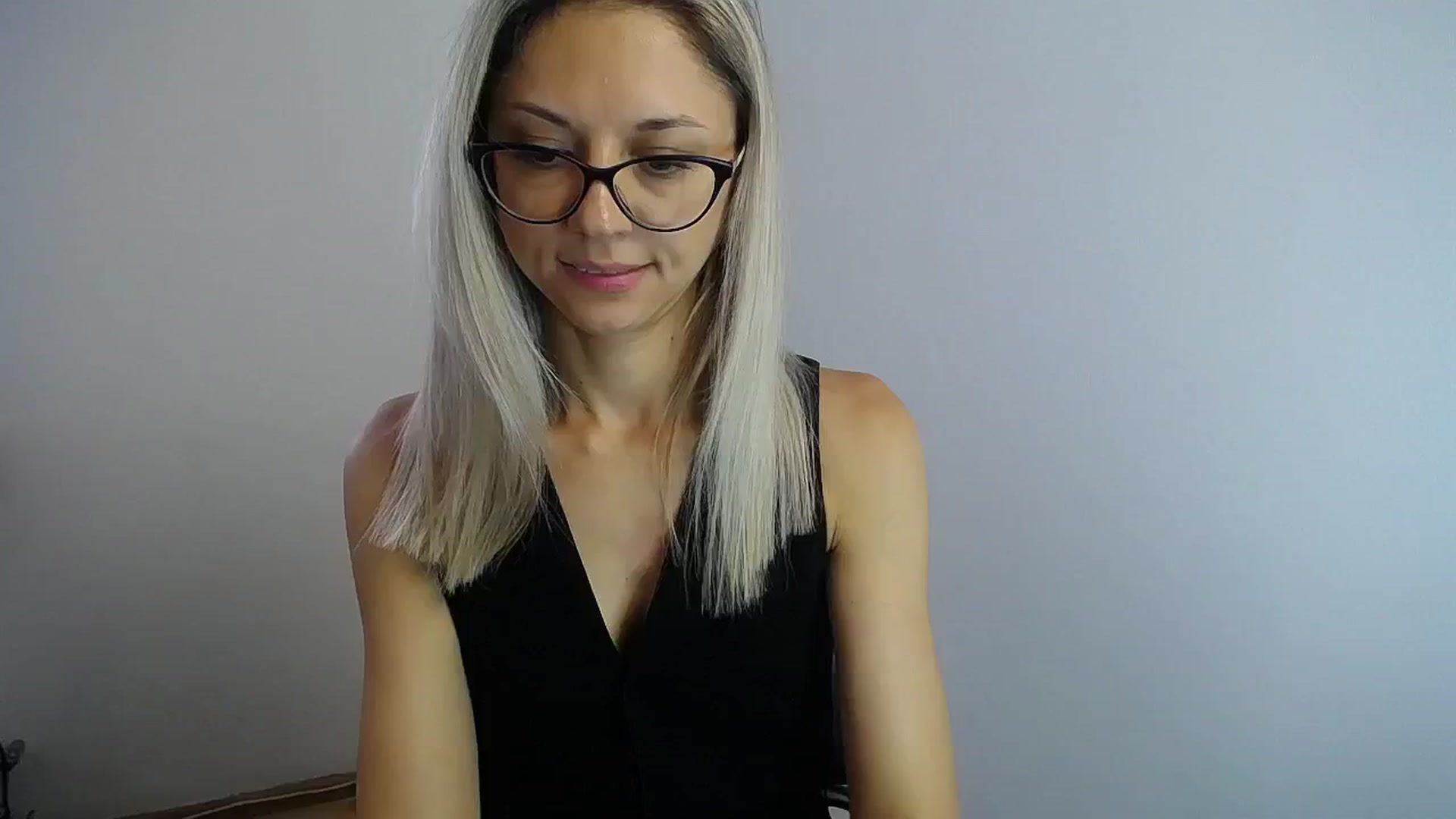 Gallery image thumbnail from Sunshine_alis's myfreecams stream on, 08/04/2024, 14:12 image 9 of 20