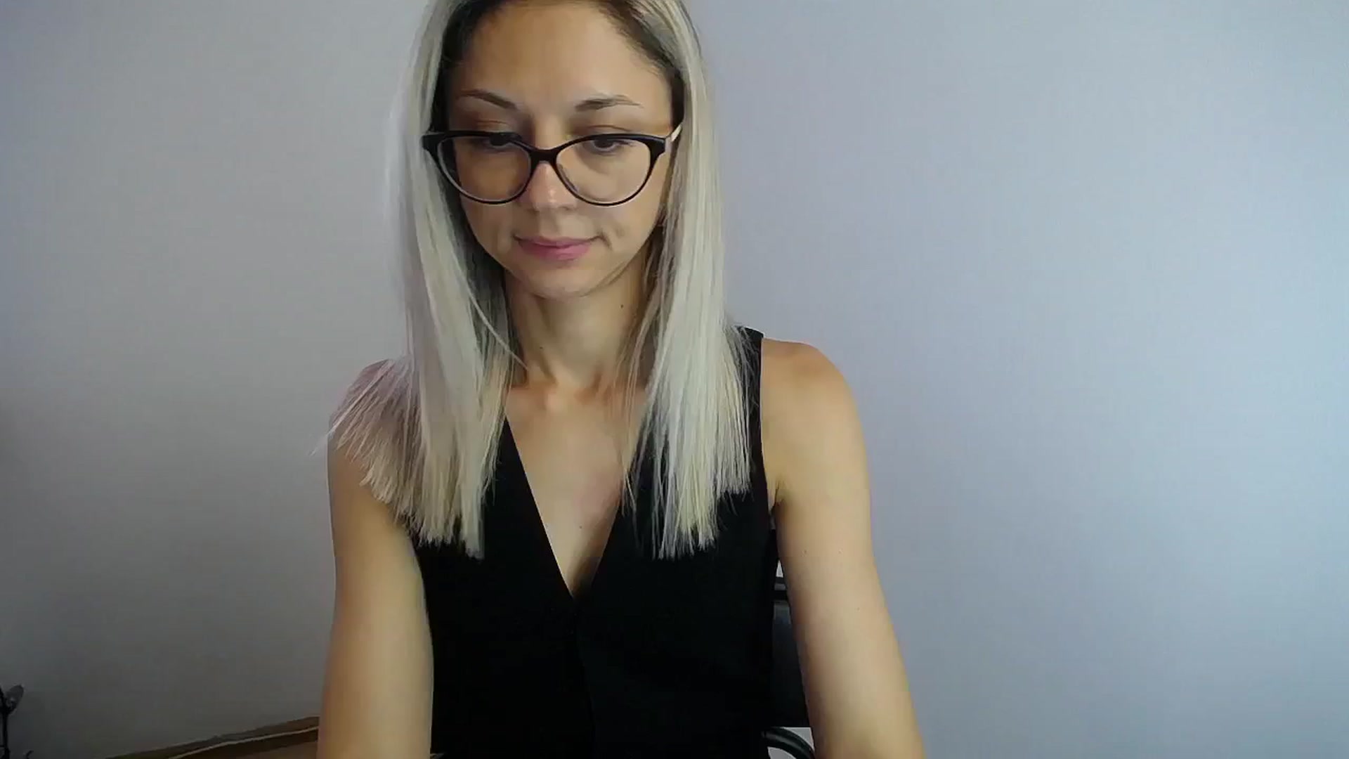 Gallery image thumbnail from Sunshine_alis's myfreecams stream on, 08/04/2024, 14:12 image 5 of 20