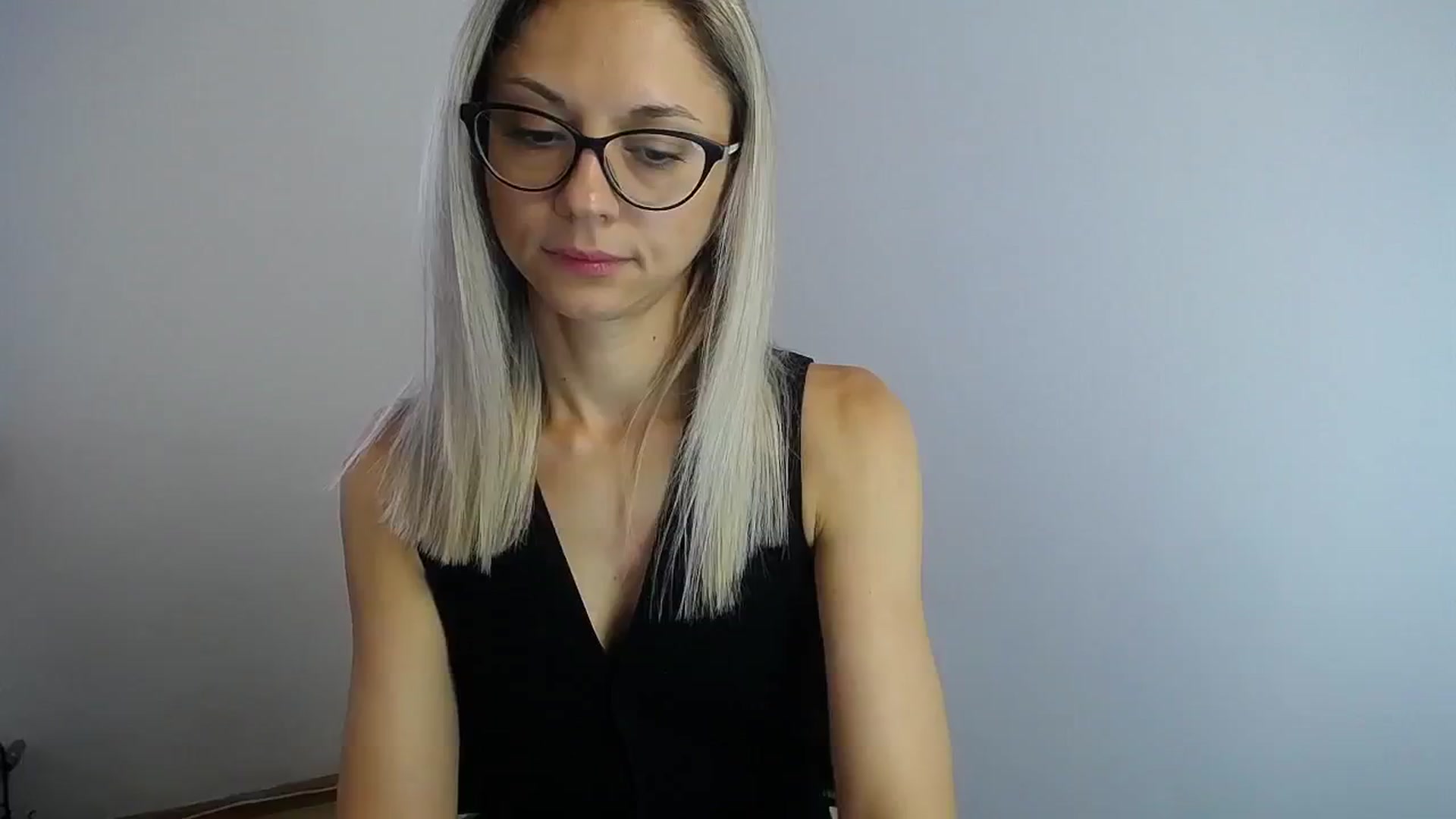 Gallery image thumbnail from Sunshine_alis's myfreecams stream on, 08/04/2024, 14:12 image 6 of 20