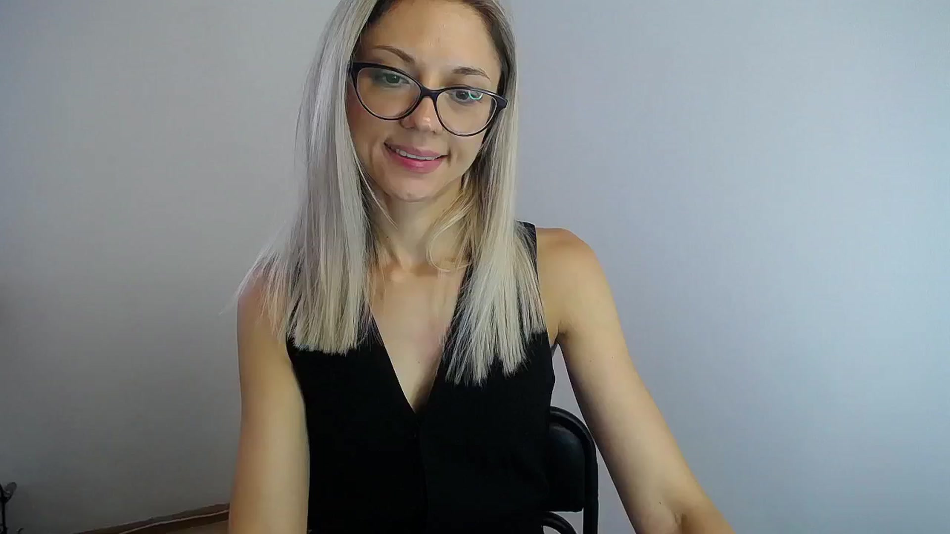 Gallery image thumbnail from Sunshine_alis's myfreecams stream on, 08/04/2024, 14:12 image 3 of 20