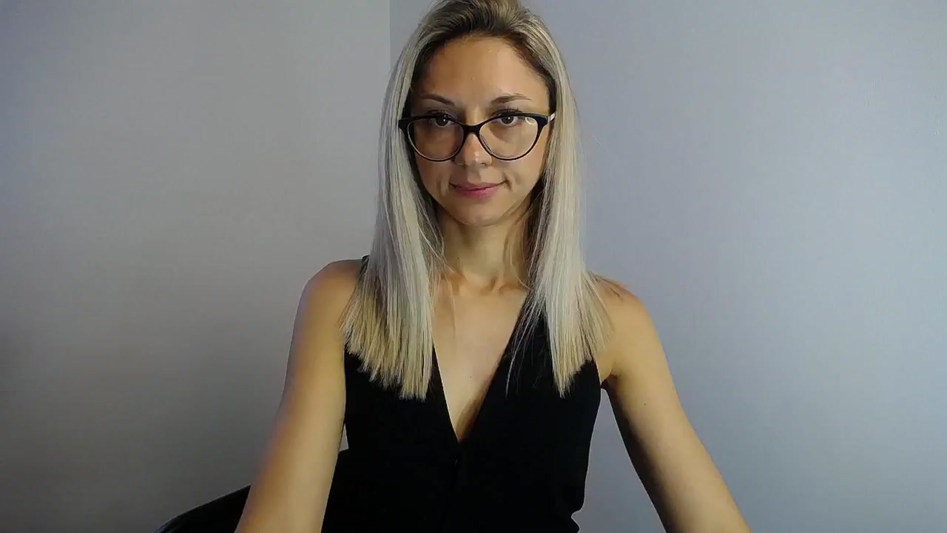 Gallery image thumbnail from Sunshine_alis's myfreecams stream on, 08/04/2024, 14:12 image 17 of 20