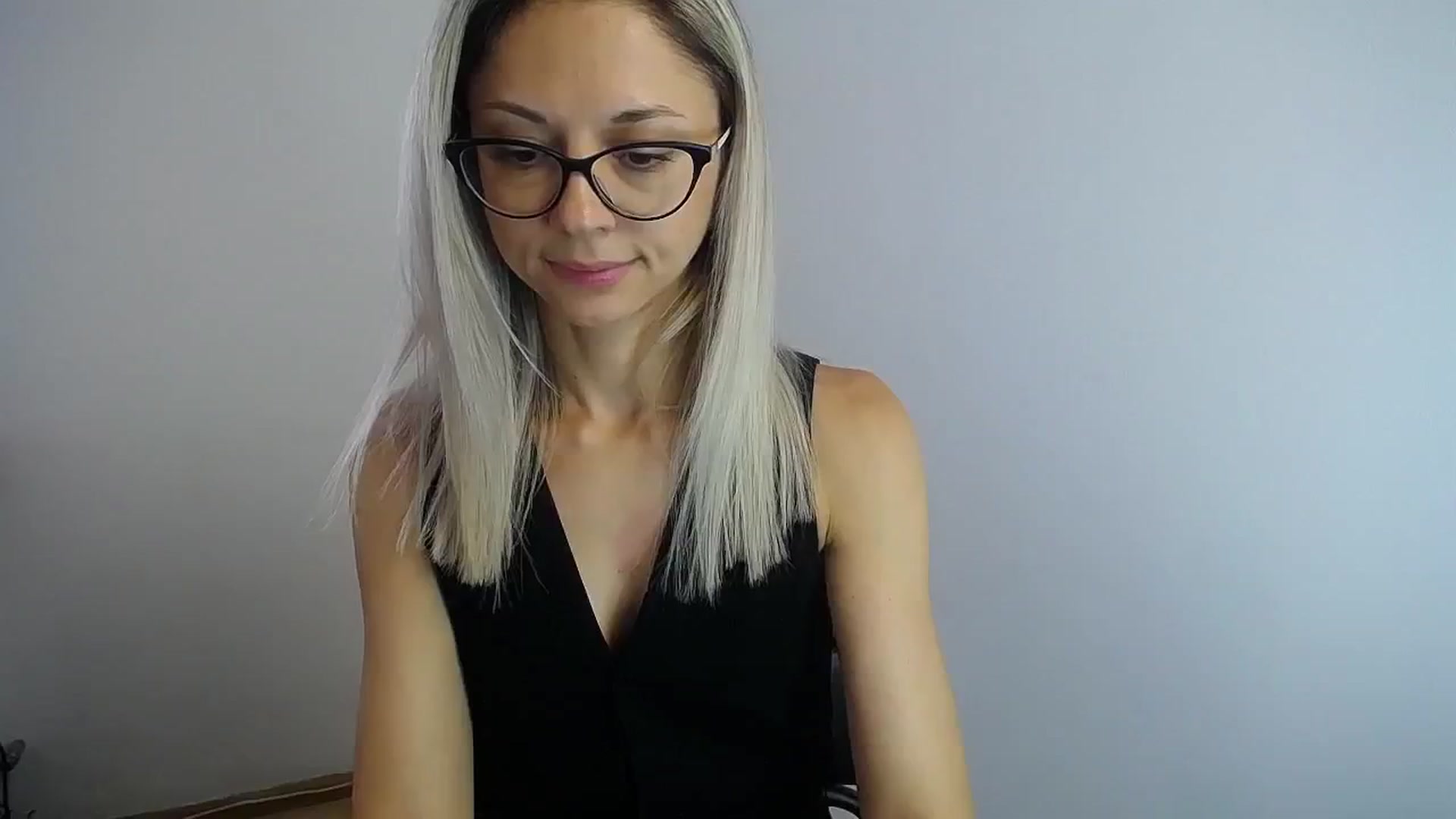 Gallery image thumbnail from Sunshine_alis's myfreecams stream on, 08/04/2024, 14:12 image 2 of 20