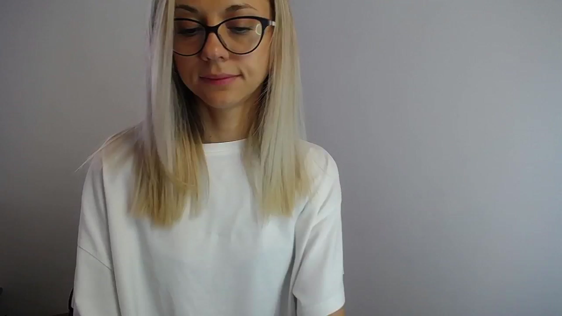 Gallery image thumbnail from Sunshine_alis's myfreecams stream on, 08/05/2024, 13:26 image 18 of 20
