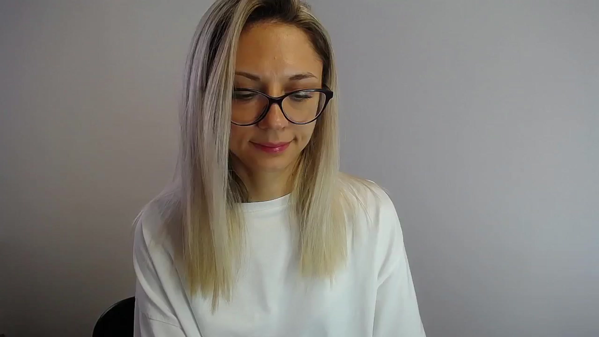 Gallery image thumbnail from Sunshine_alis's myfreecams stream on, 08/05/2024, 13:26 image 5 of 20