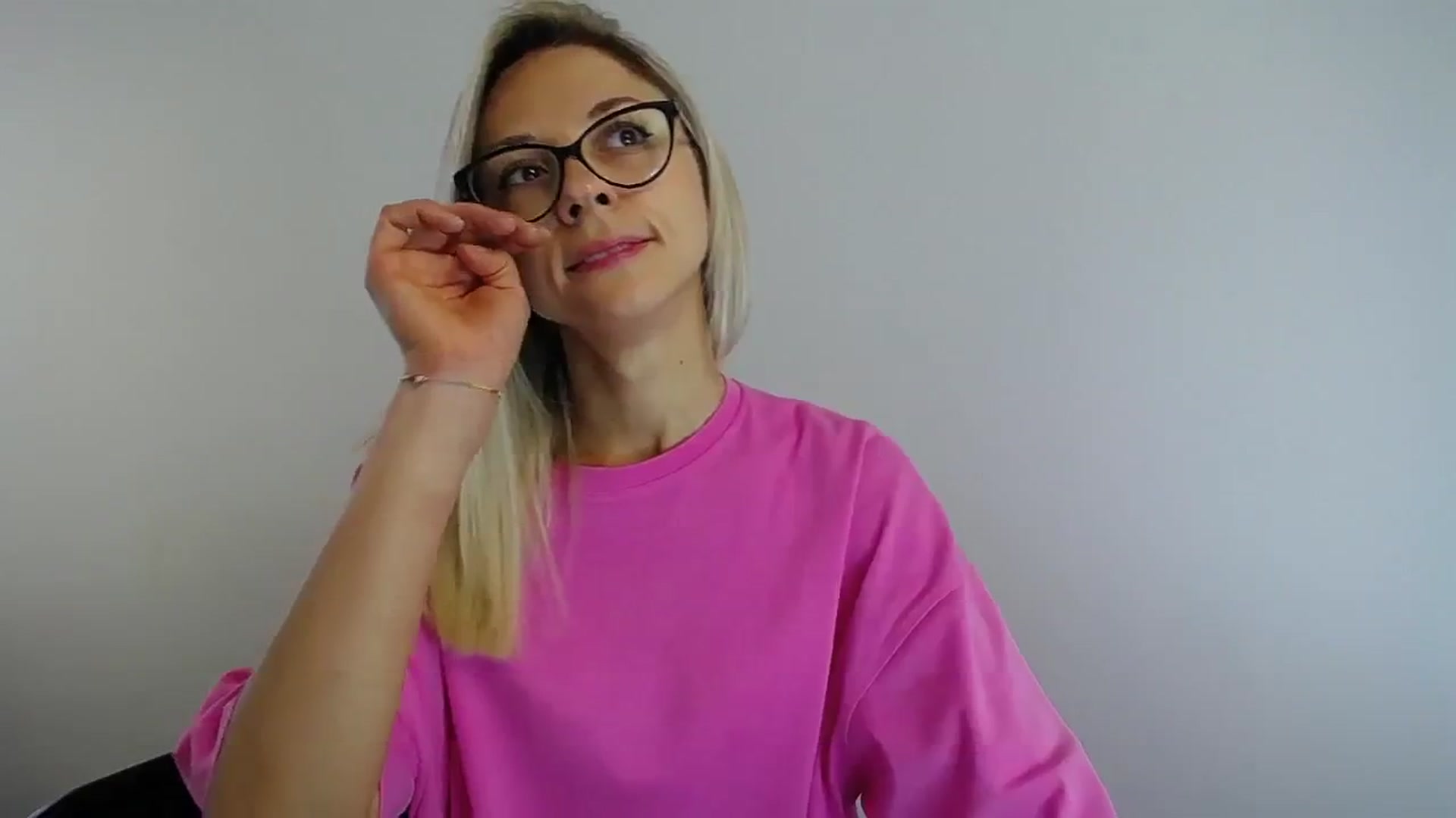 Gallery image thumbnail from Sunshine_alis's myfreecams stream on, 08/06/2024, 11:22 image 8 of 20