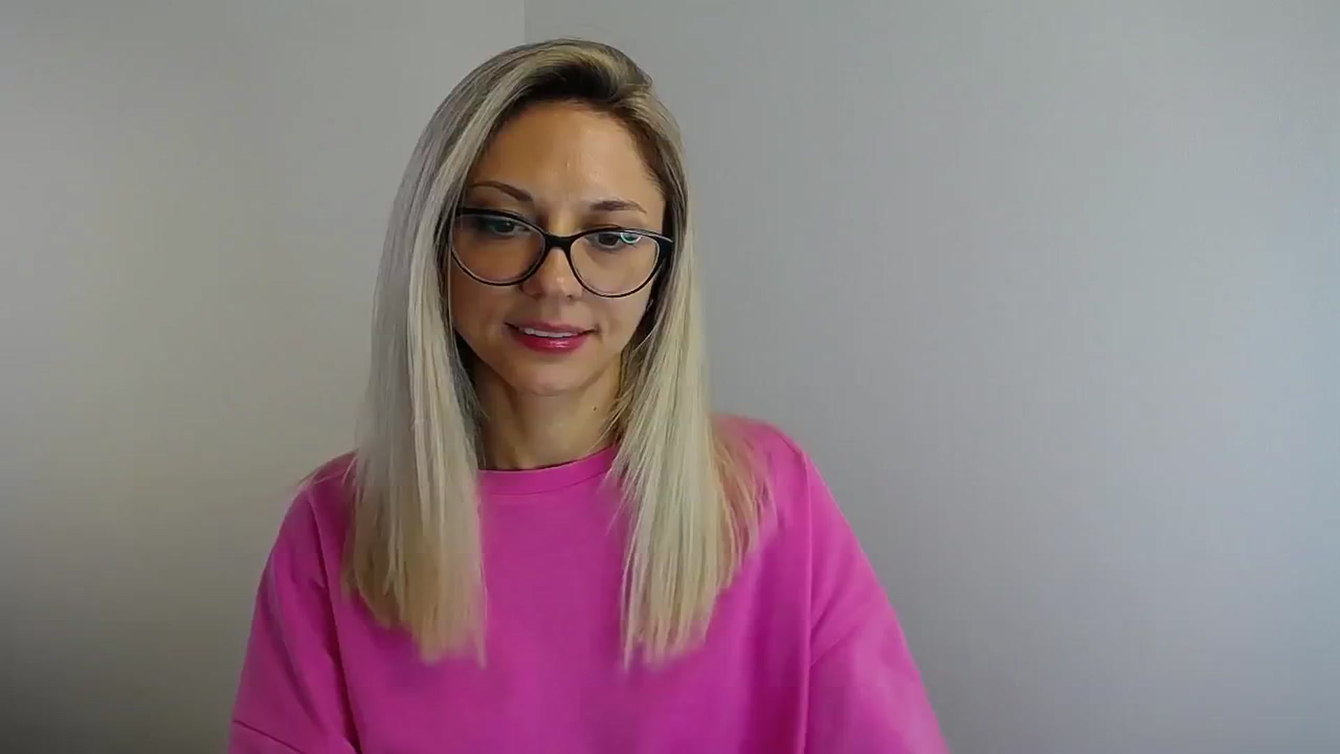 Gallery image thumbnail from Sunshine_alis's myfreecams stream on, 08/06/2024, 13:51 image 5 of 20