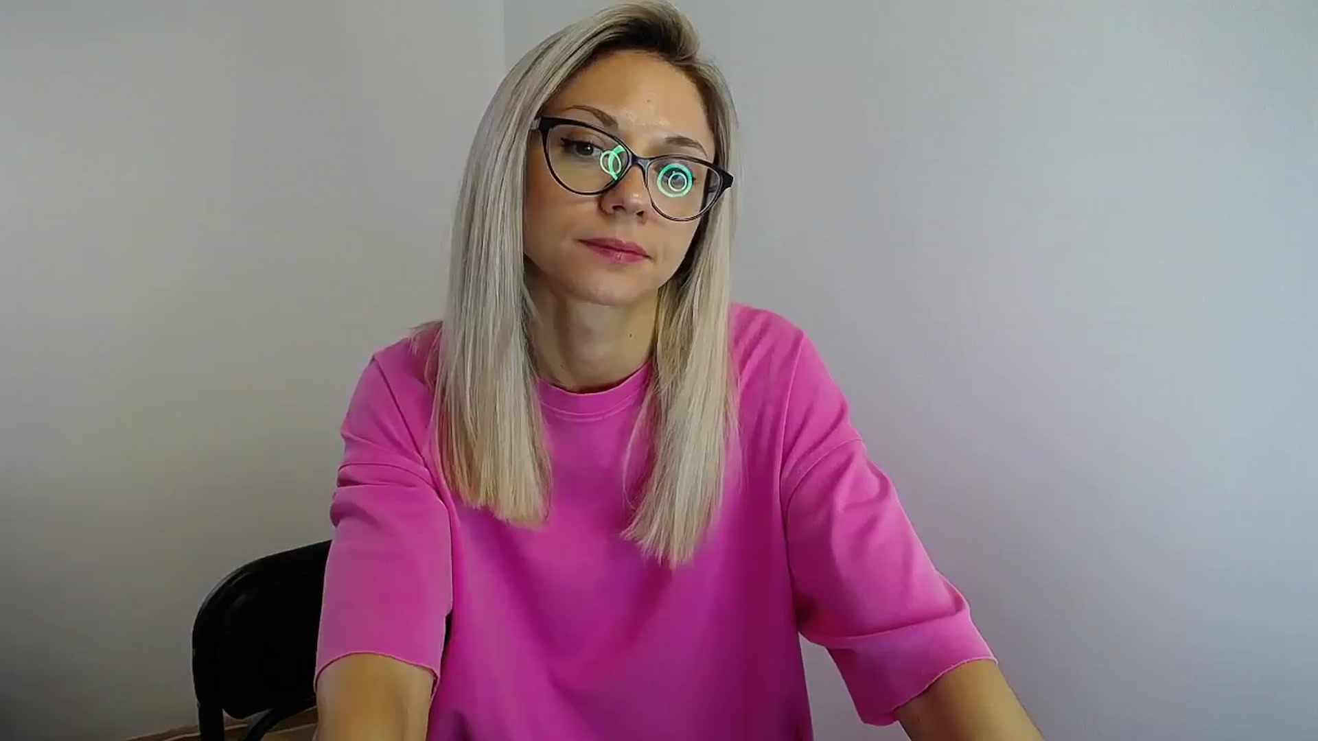 Gallery image thumbnail from Sunshine_alis's myfreecams stream on, 08/06/2024, 13:51 image 11 of 20