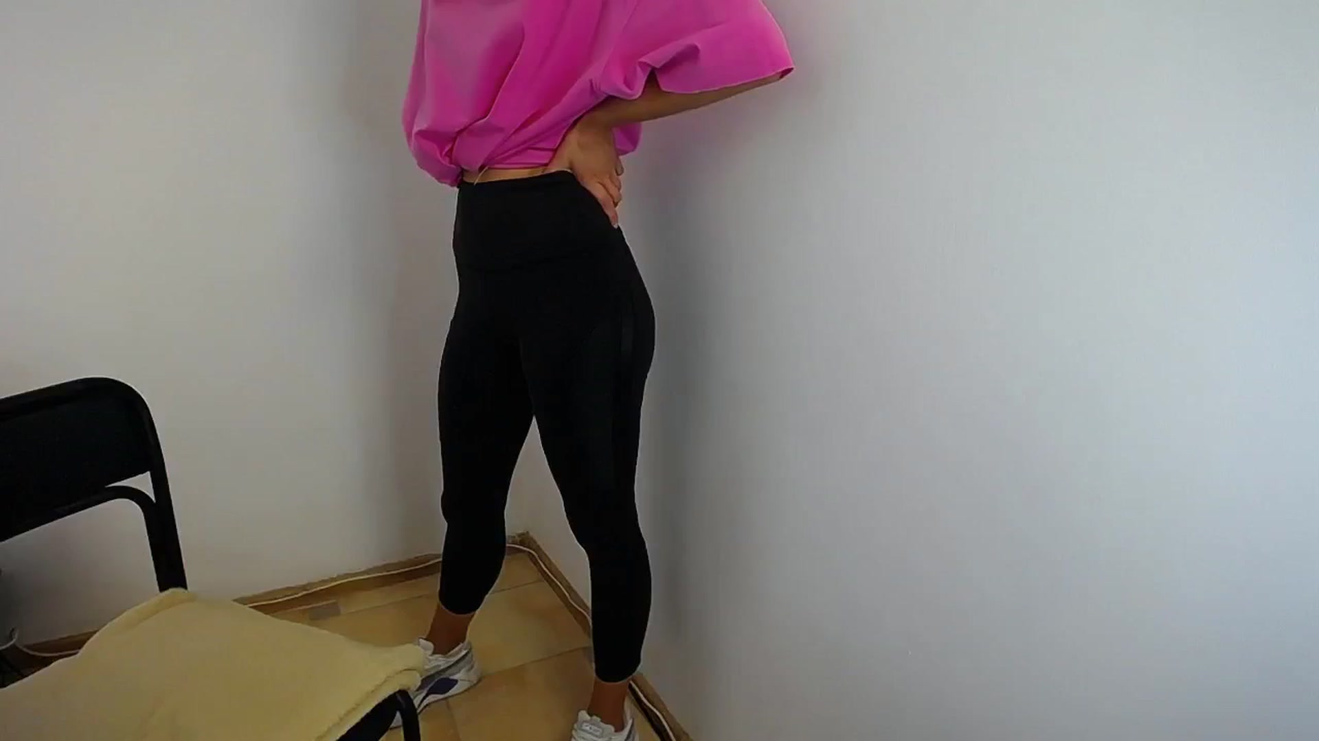 Gallery image thumbnail from Sunshine_alis's myfreecams stream on, 08/06/2024, 13:51 image 7 of 20