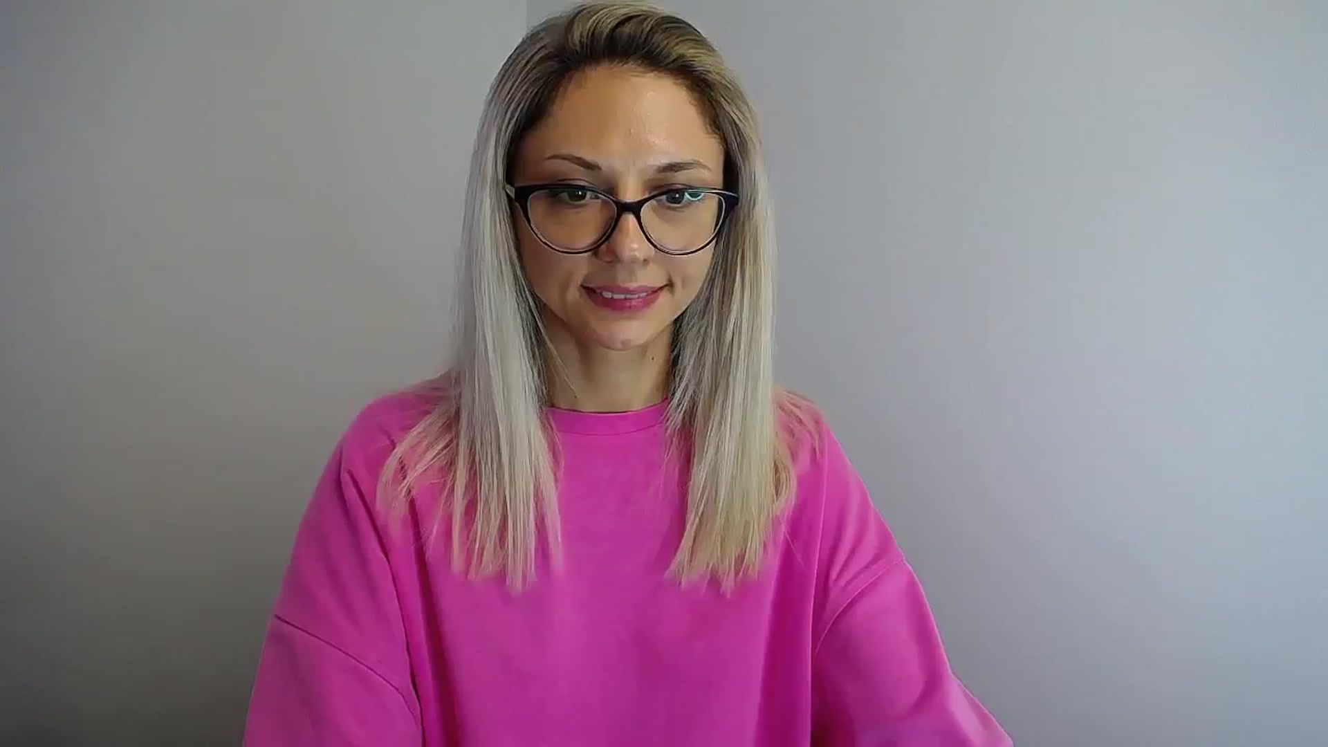 Gallery image thumbnail from Sunshine_alis's myfreecams stream on, 08/06/2024, 15:38 image 14 of 20