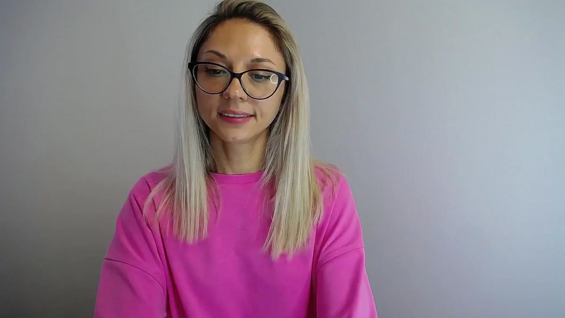 Gallery image thumbnail from Sunshine_alis's myfreecams stream on, 08/06/2024, 15:38 image 15 of 20