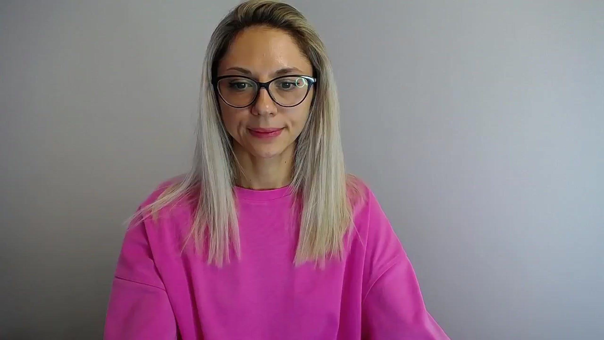 Gallery image thumbnail from Sunshine_alis's myfreecams stream on, 08/06/2024, 15:38 image 12 of 20