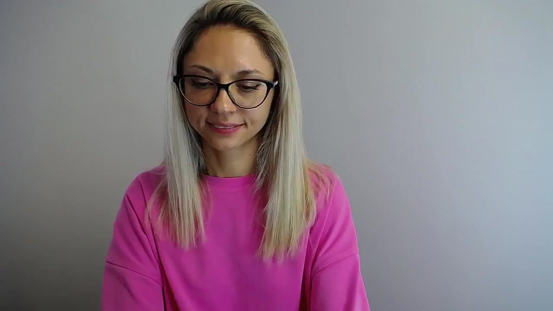 Gallery image thumbnail from Sunshine_alis's myfreecams stream on, 08/06/2024, 15:38 image 17 of 20
