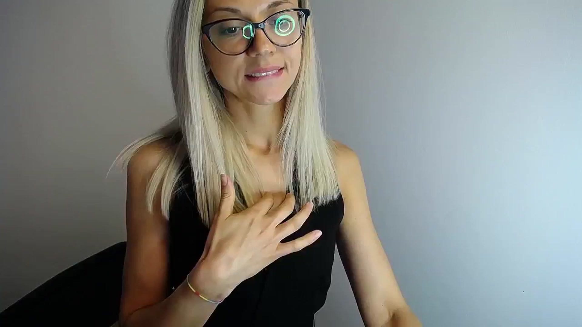 Gallery image thumbnail from Sunshine_alis's myfreecams stream on, 08/07/2024, 17:13 image 15 of 20
