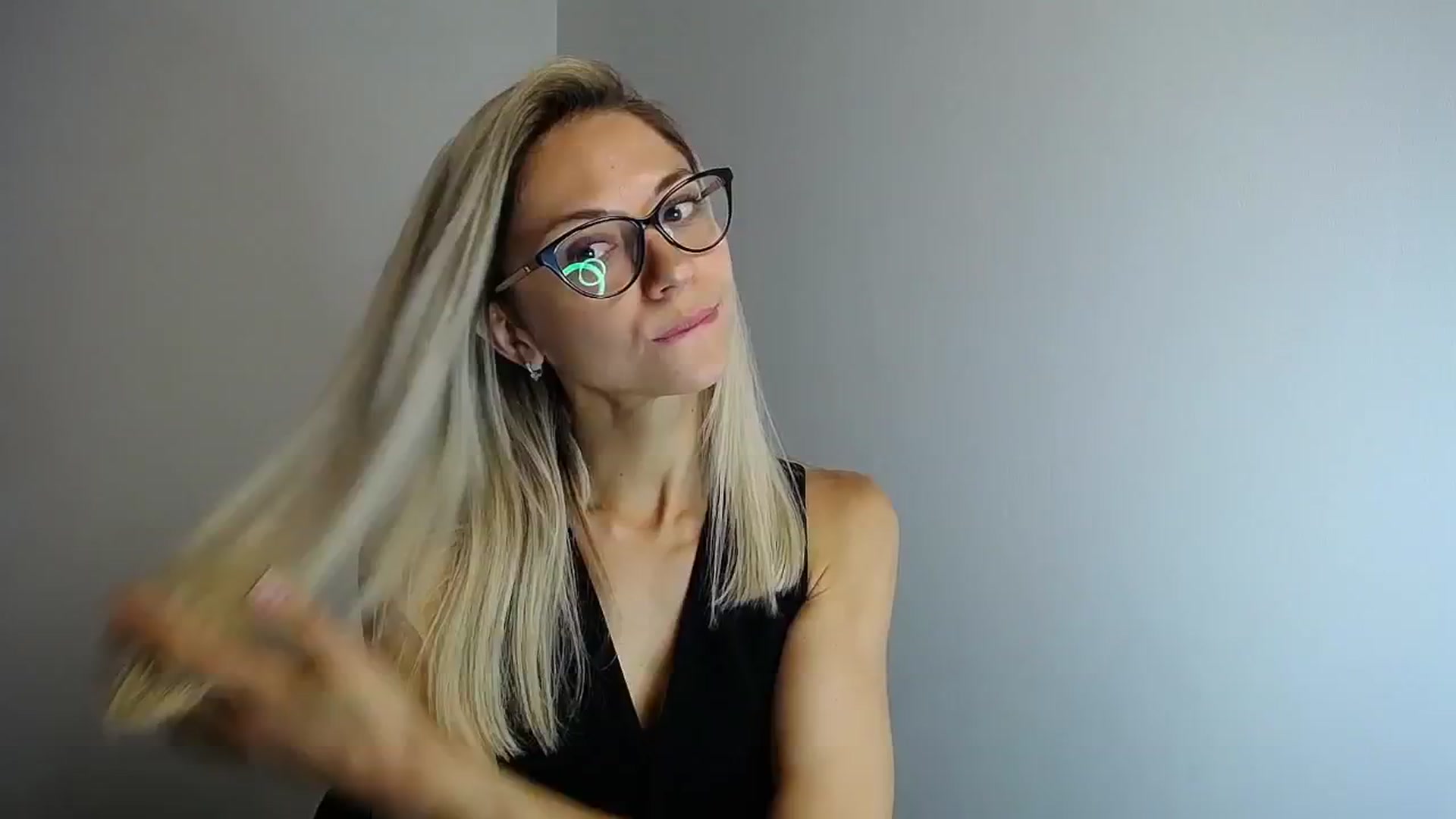 Gallery image thumbnail from Sunshine_alis's myfreecams stream on, 08/07/2024, 18:15 image 8 of 20
