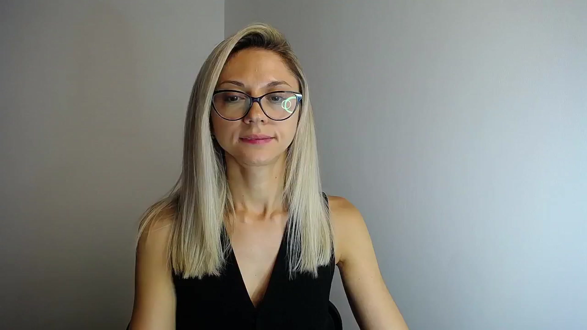 Gallery image thumbnail from Sunshine_alis's myfreecams stream on, 08/07/2024, 18:15 image 14 of 20