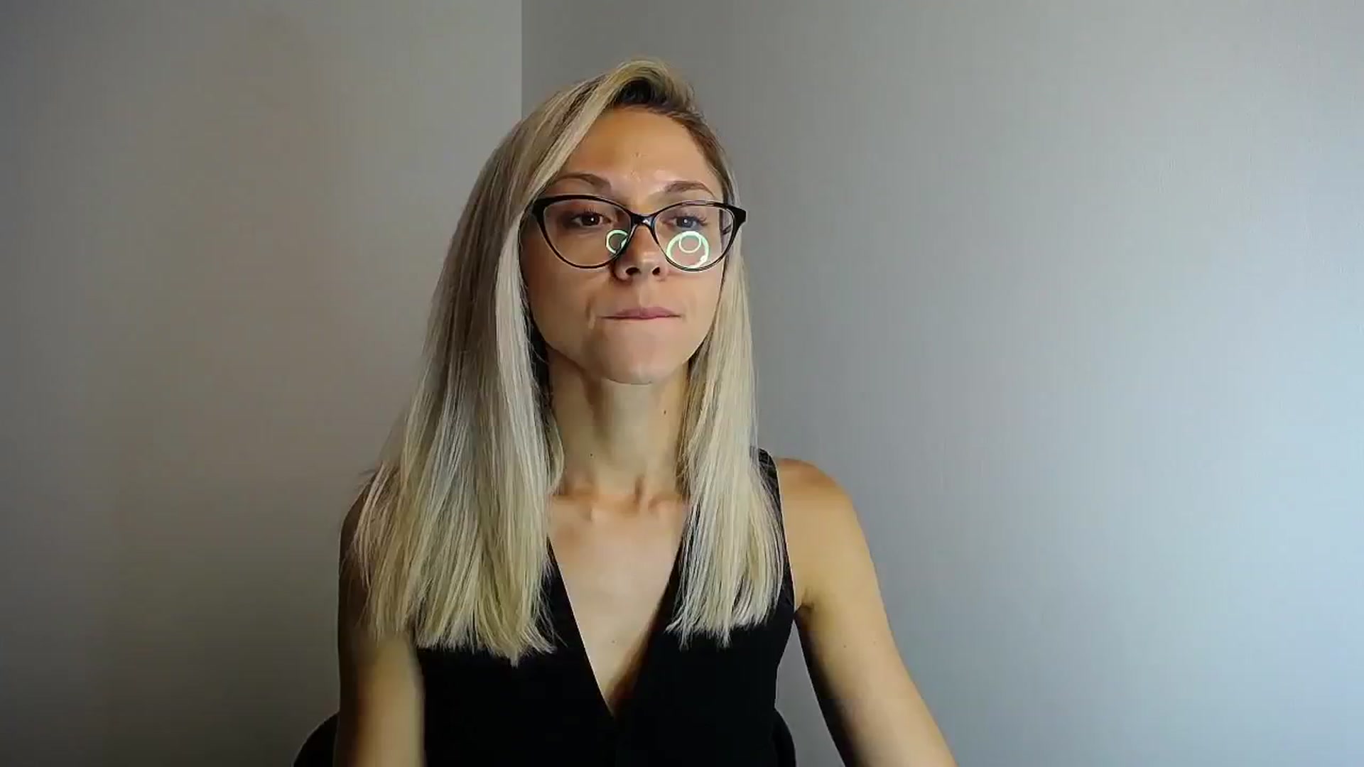 Gallery image thumbnail from Sunshine_alis's myfreecams stream on, 08/07/2024, 18:15 image 10 of 20