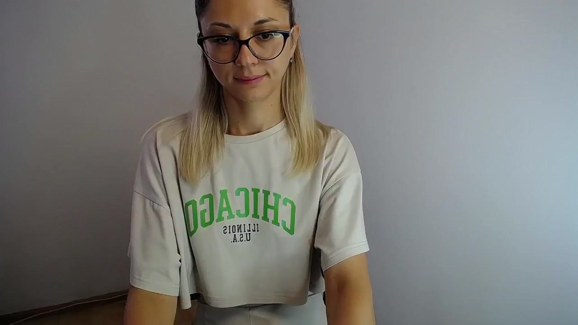 Gallery image thumbnail from Sunshine_alis's myfreecams stream on, 08/08/2024, 12:35 image 10 of 20