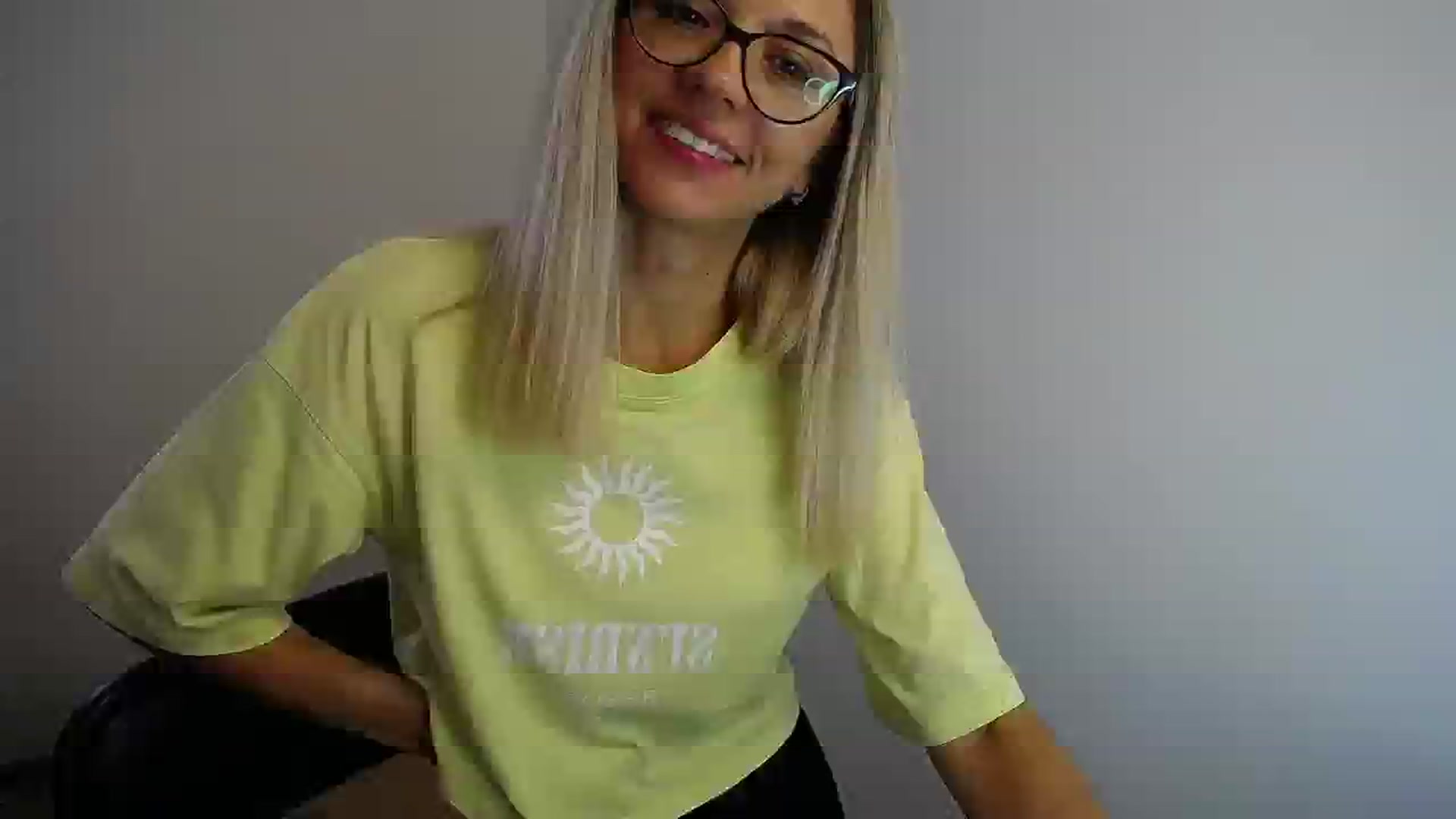 Gallery image thumbnail from Sunshine_alis's myfreecams stream on, 08/09/2024, 12:09 image 10 of 20
