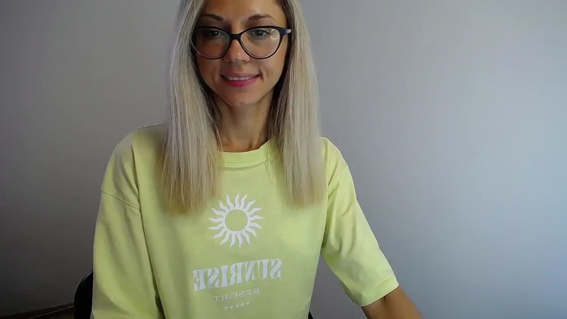 Gallery image thumbnail from Sunshine_alis's myfreecams stream on, 08/09/2024, 12:09 image 17 of 20