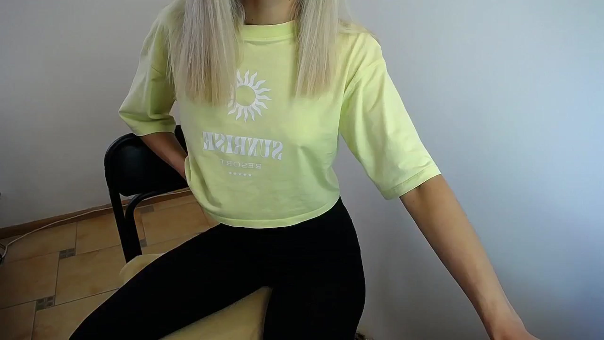 Gallery image thumbnail from Sunshine_alis's myfreecams stream on, 08/09/2024, 12:09 image 5 of 20