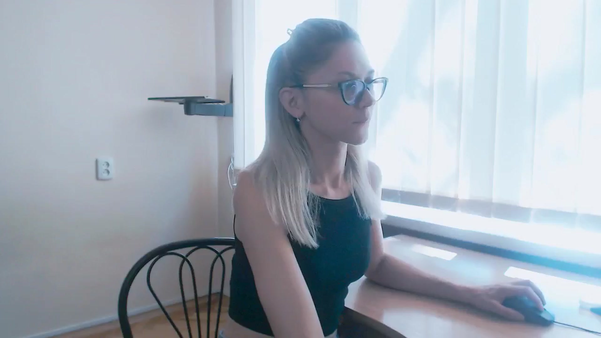 Gallery image thumbnail from Sunshine_alis's myfreecams stream on, 08/11/2024, 15:08 image 6 of 20