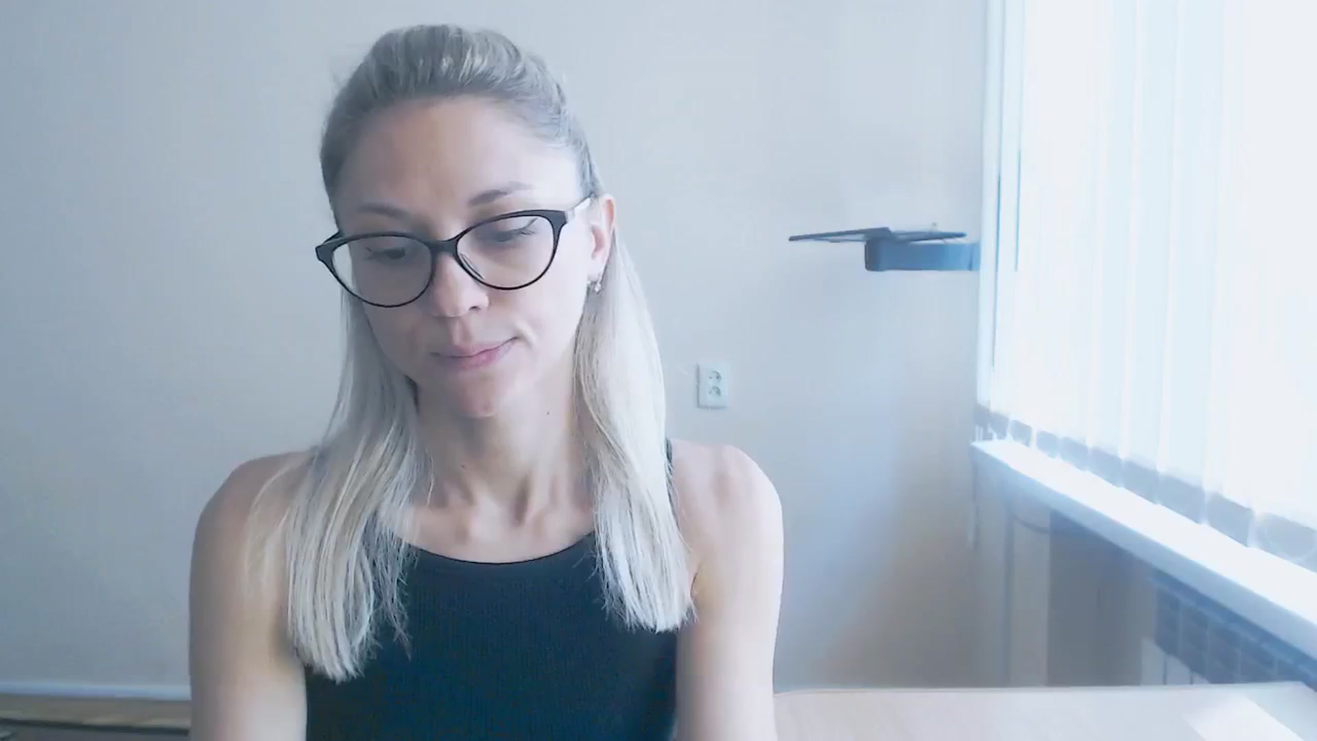 Gallery image thumbnail from Sunshine_alis's myfreecams stream on, 08/11/2024, 15:08 image 12 of 20
