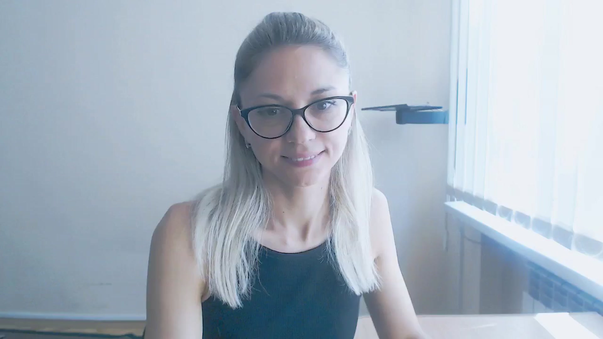 Gallery image thumbnail from Sunshine_alis's myfreecams stream on, 08/11/2024, 15:08 image 9 of 20