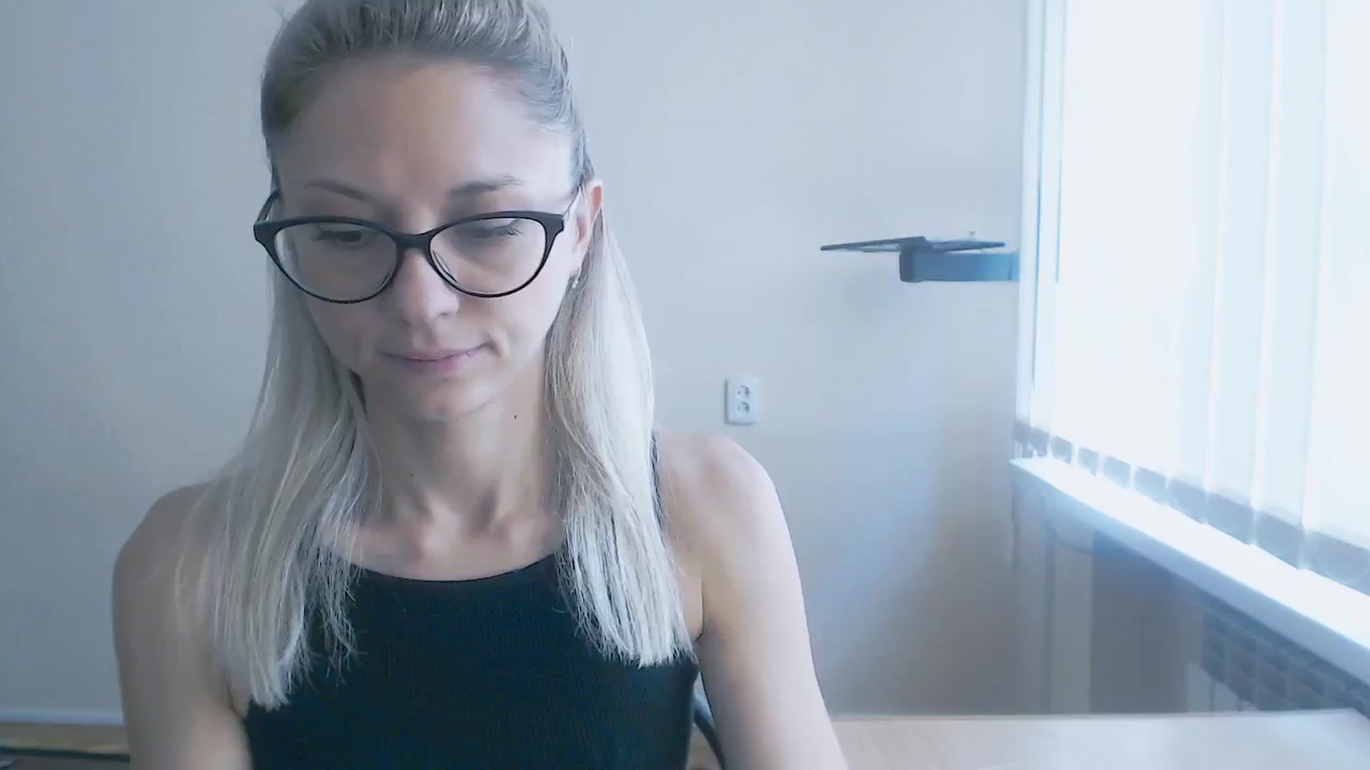 Gallery image thumbnail from Sunshine_alis's myfreecams stream on, 08/11/2024, 15:08 image 14 of 20