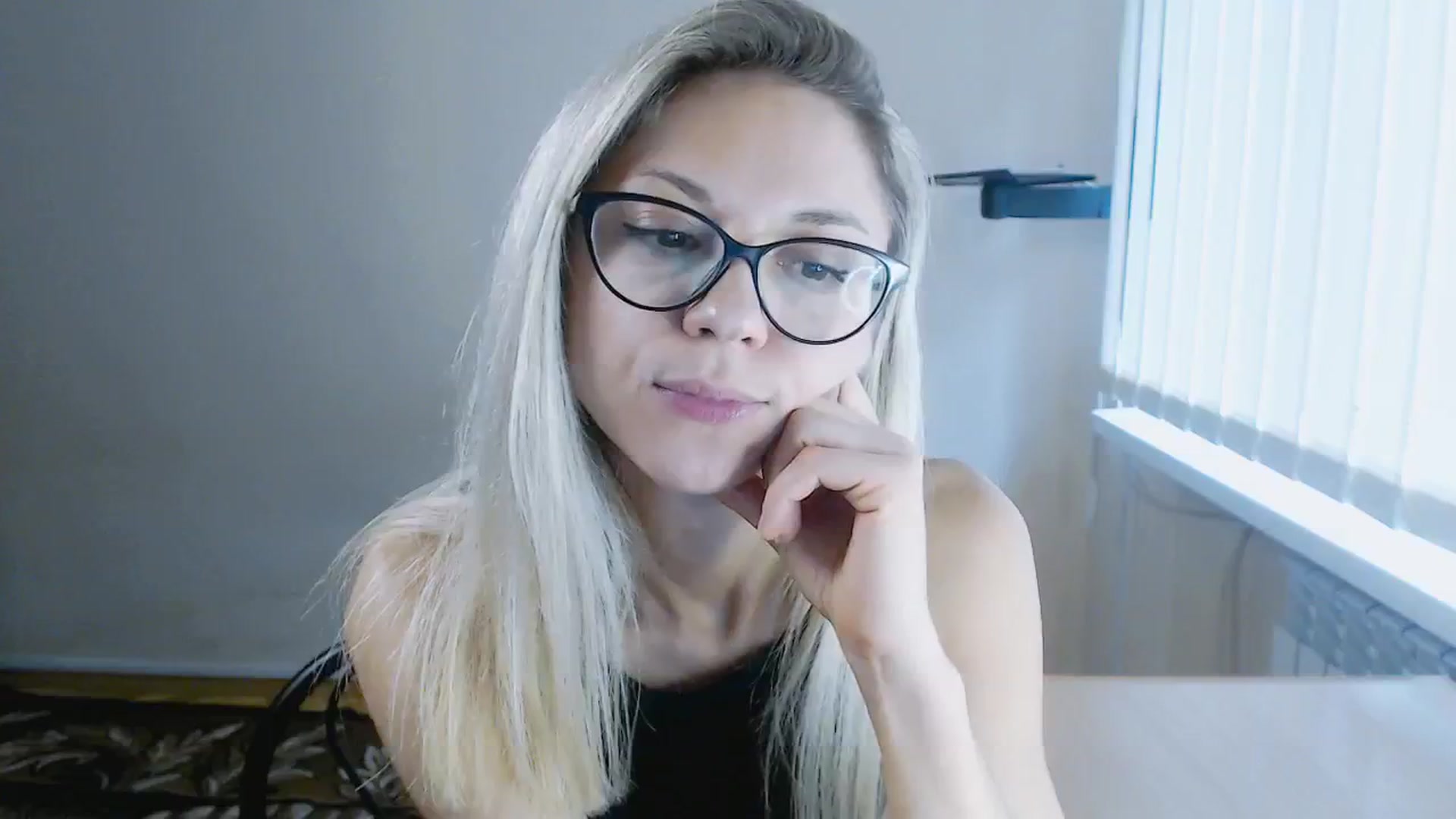 Gallery image thumbnail from Sunshine_alis's myfreecams stream on, 08/11/2024, 16:46 image 15 of 20