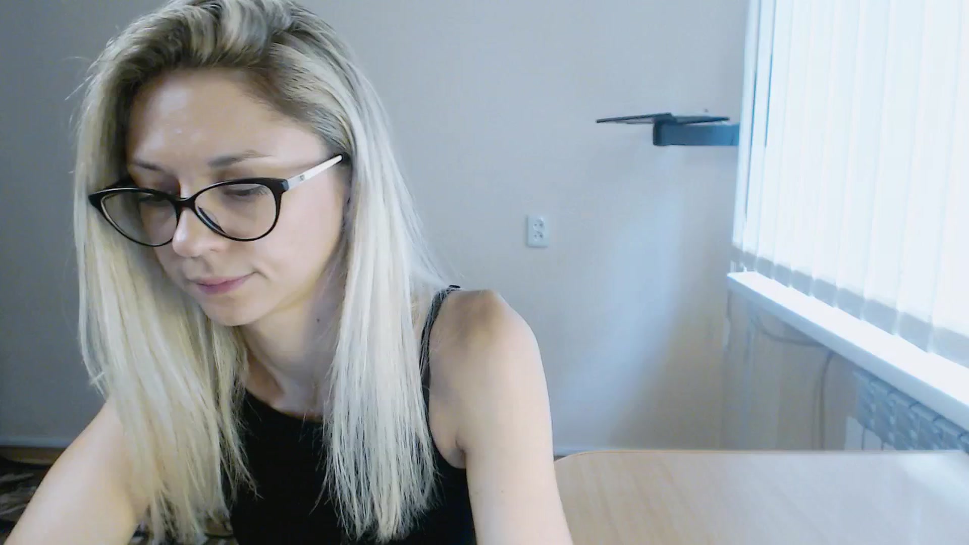 Gallery image thumbnail from Sunshine_alis's myfreecams stream on, 08/11/2024, 16:46 image 19 of 20