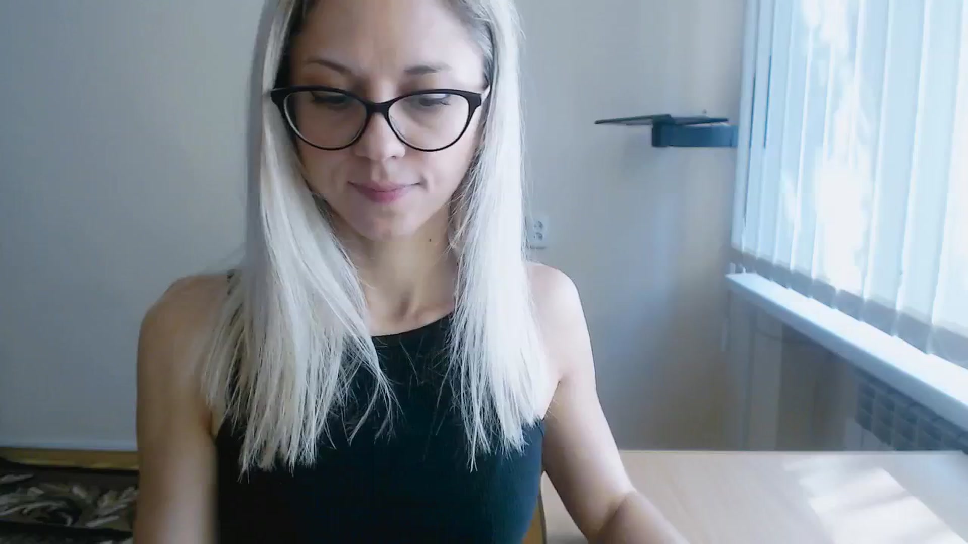 Gallery image thumbnail from Sunshine_alis's myfreecams stream on, 08/11/2024, 16:46 image 3 of 20