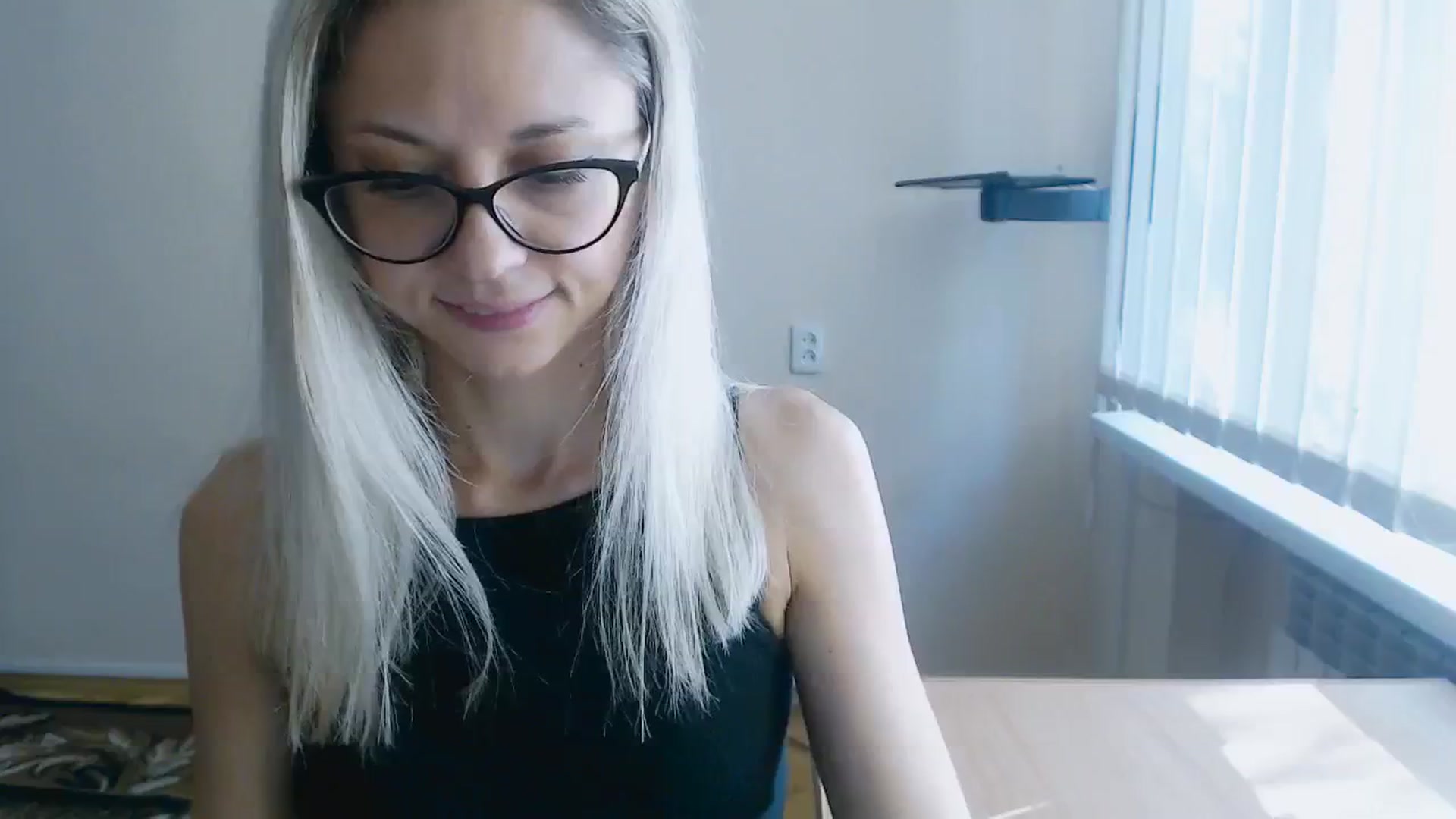 Gallery image thumbnail from Sunshine_alis's myfreecams stream on, 08/11/2024, 16:46 image 2 of 20